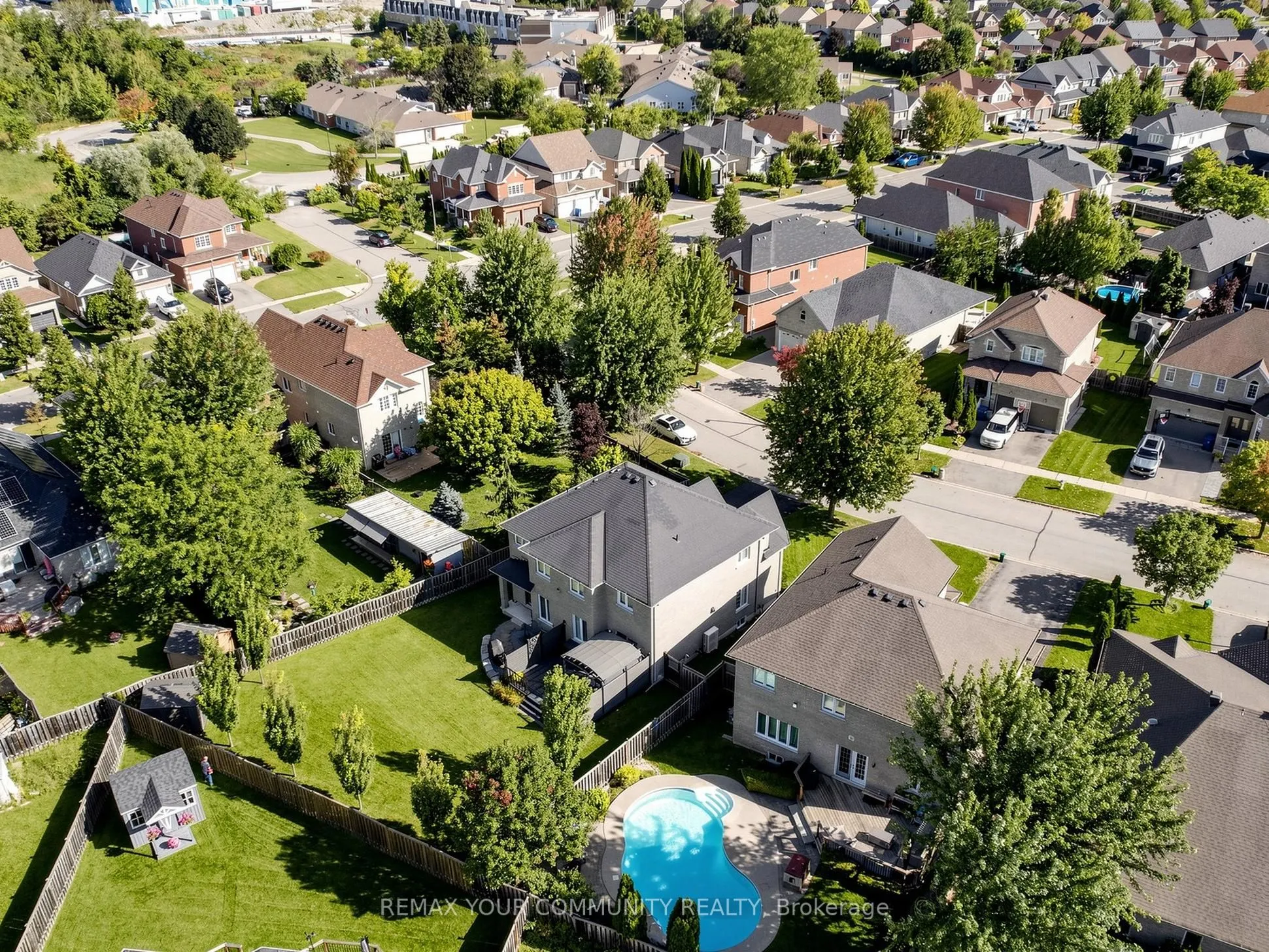 16 Whitestone Drive