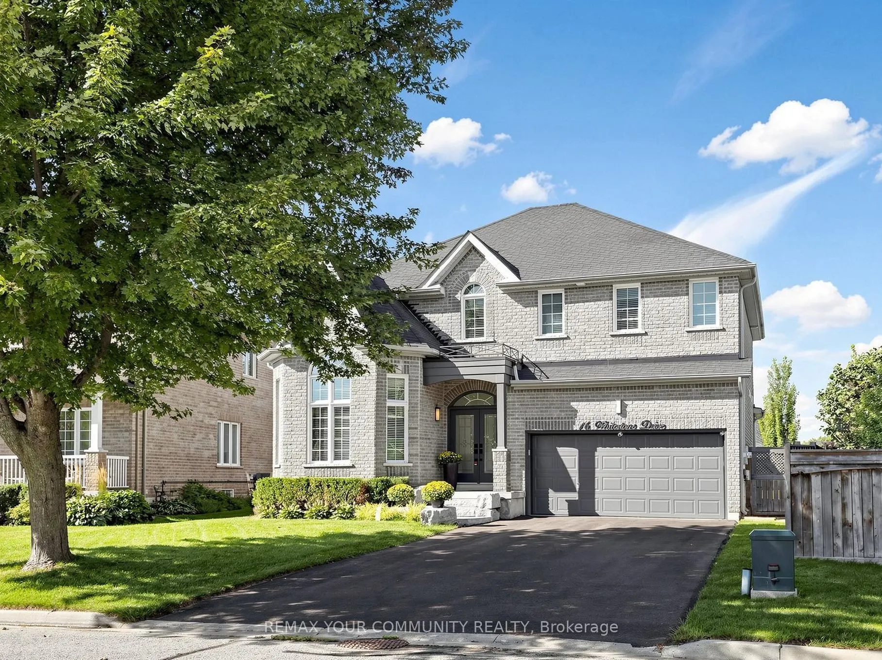 16 Whitestone Drive