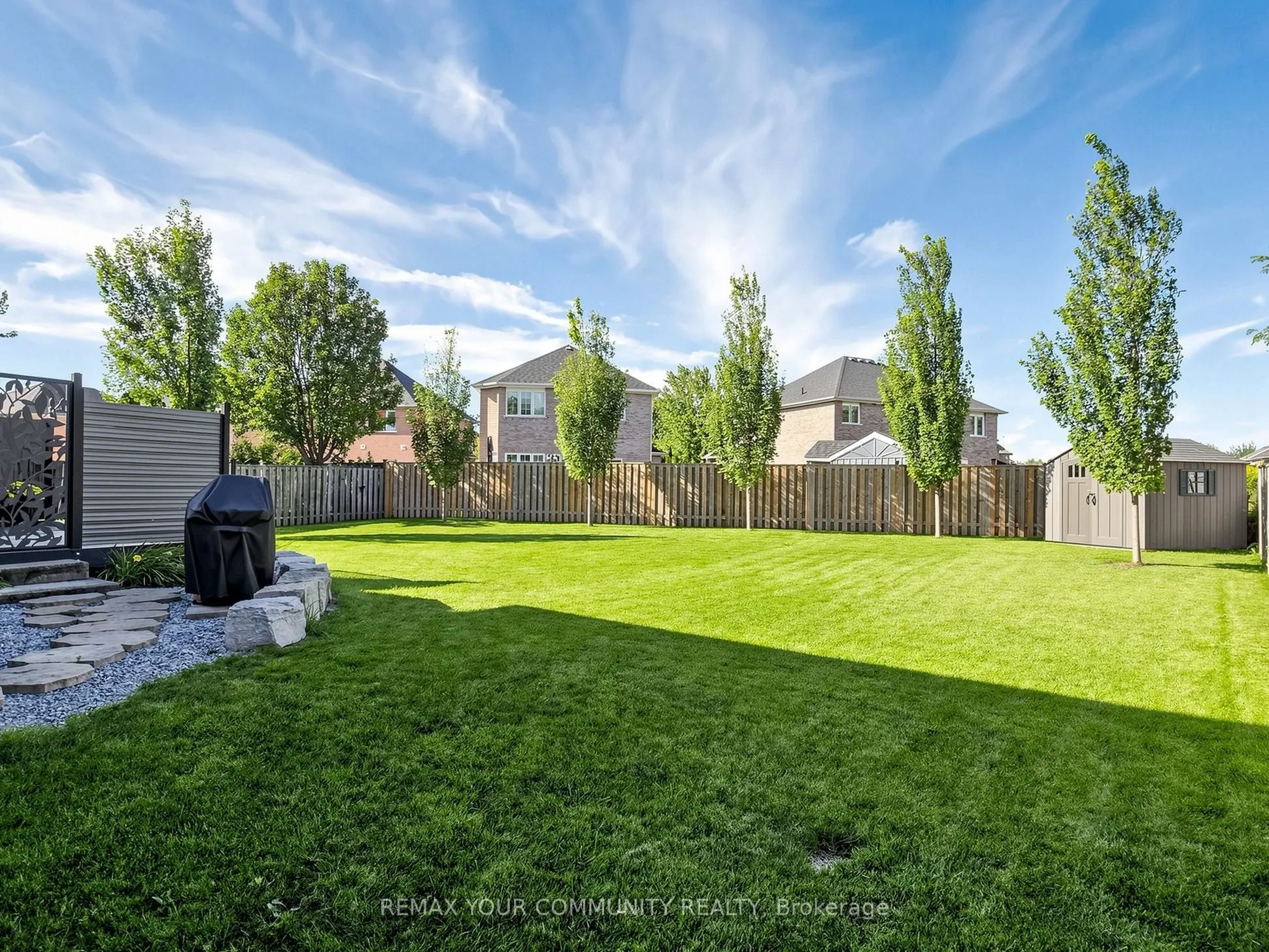 16 Whitestone Drive