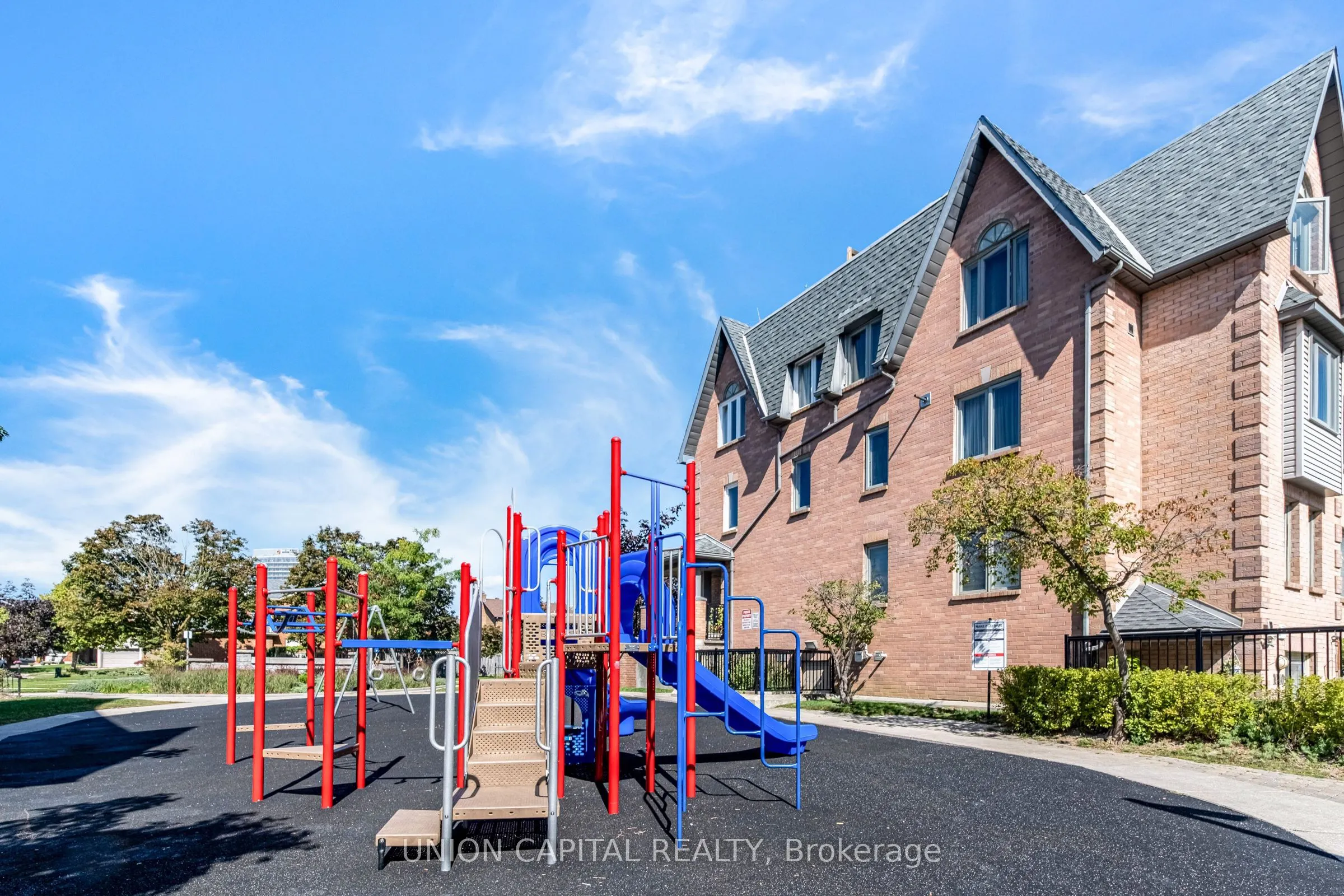 75 Weldrick Road E #1002