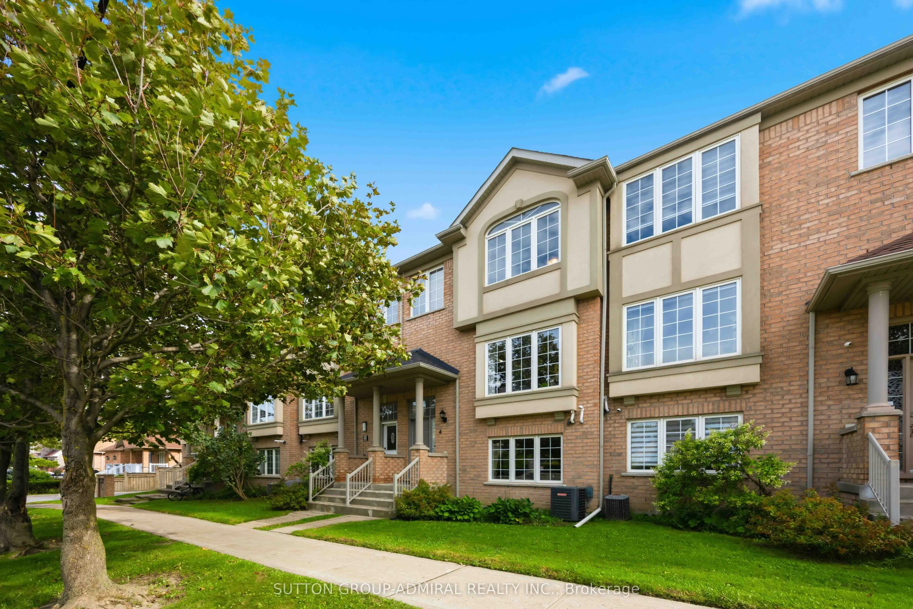 71 Puccini Drive #4