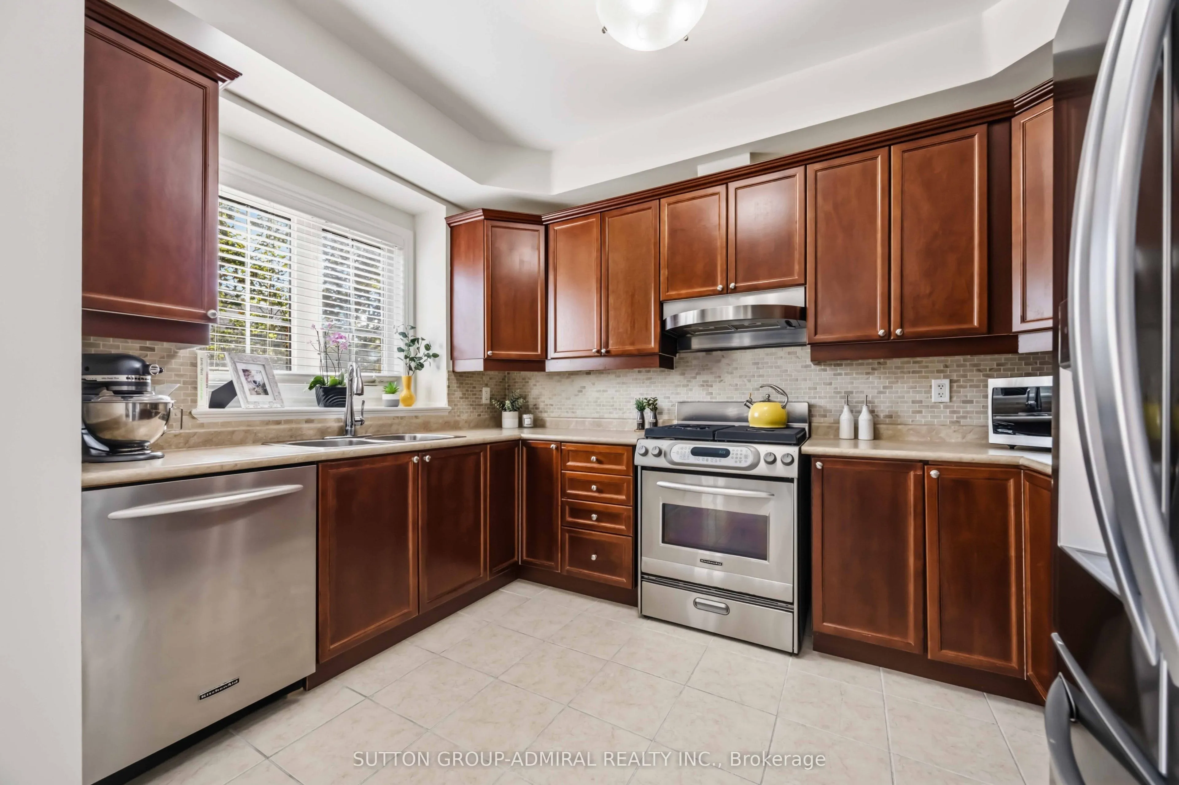 71 Puccini Drive #4