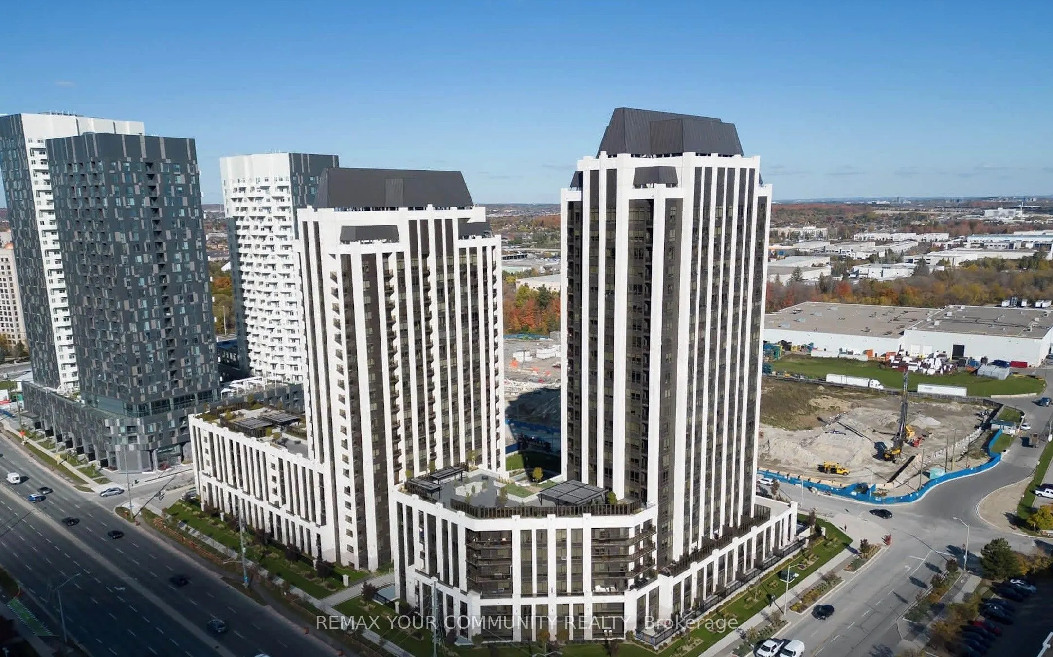 9075 Jane Street #406