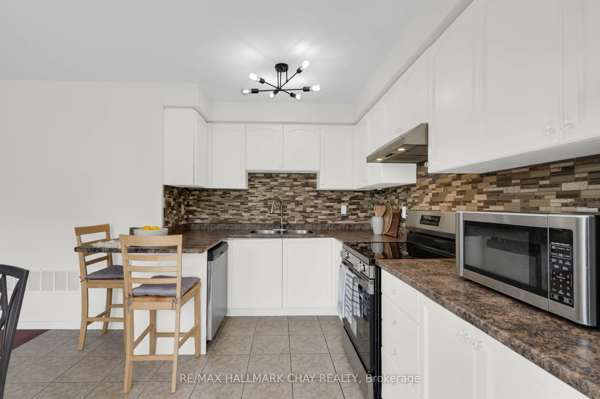 19 Callander Crescent