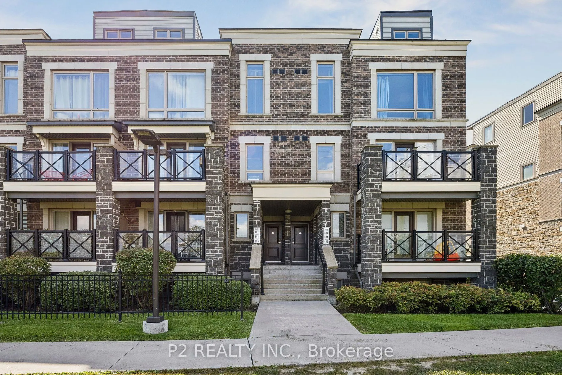 50 Dunsheath Way #608