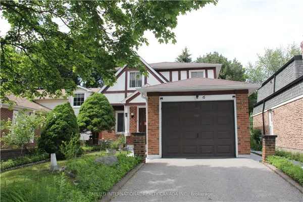6 Aberfeldy Crescent