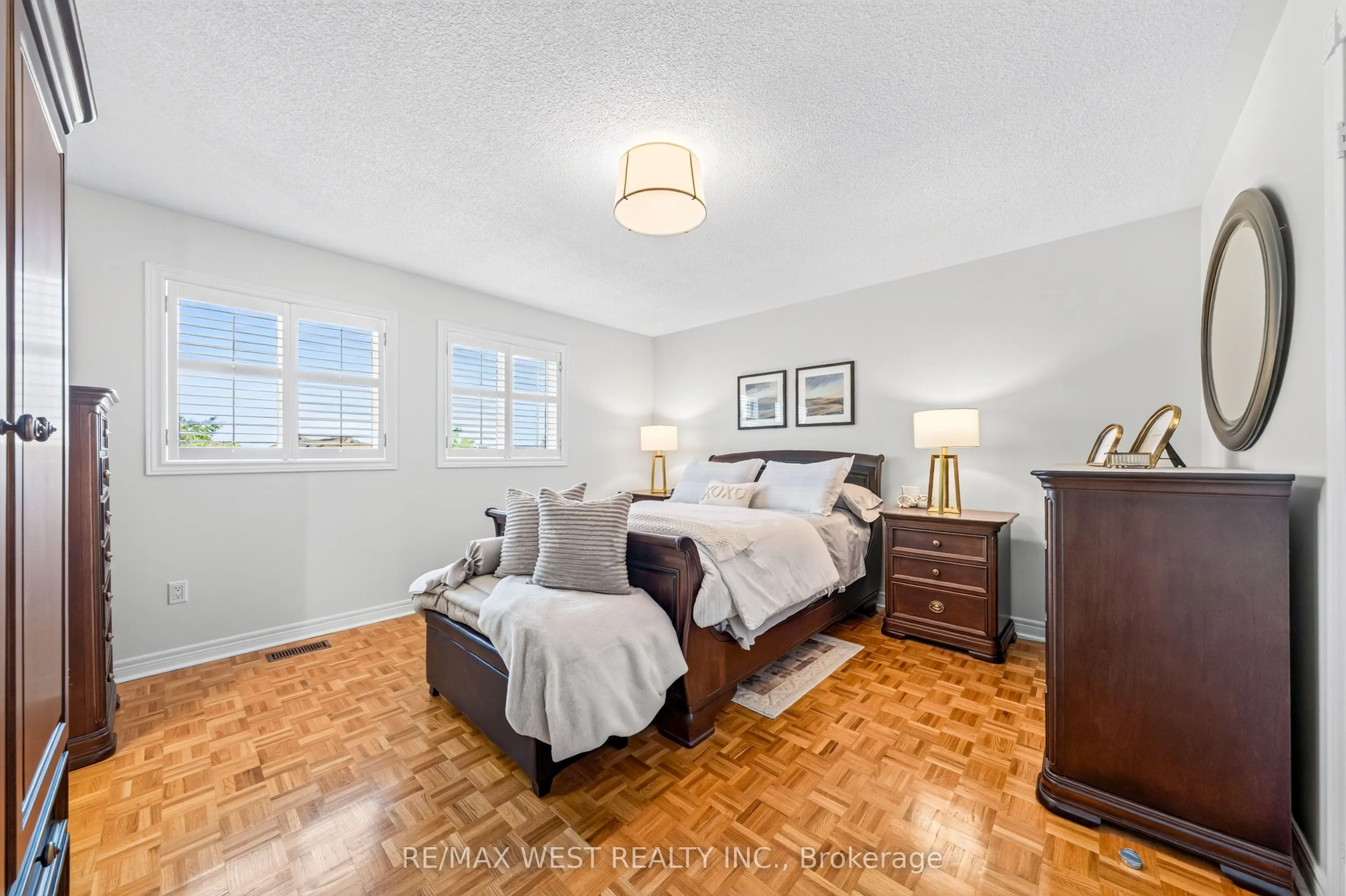 40 Sequoia Road