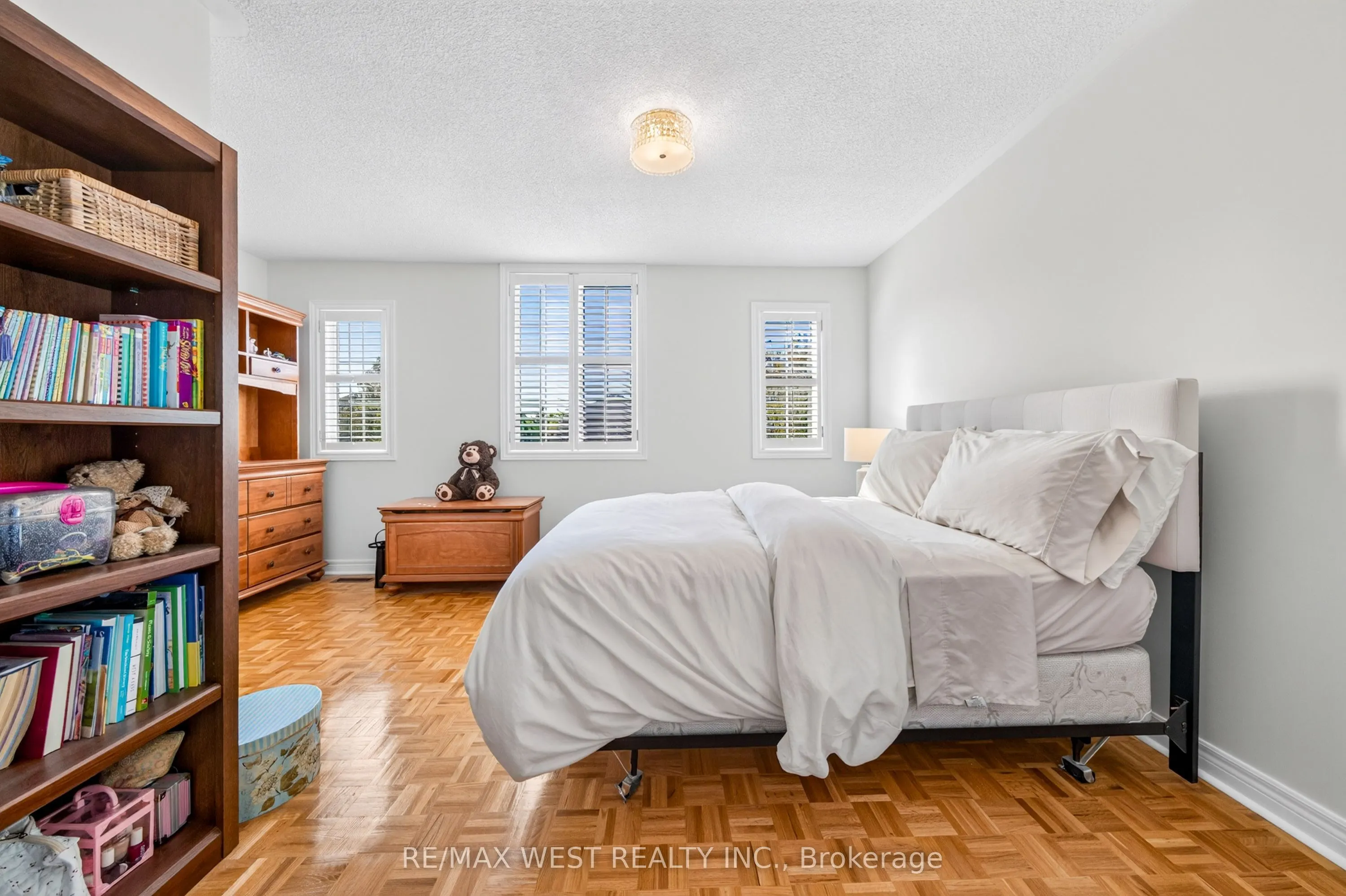 40 Sequoia Road