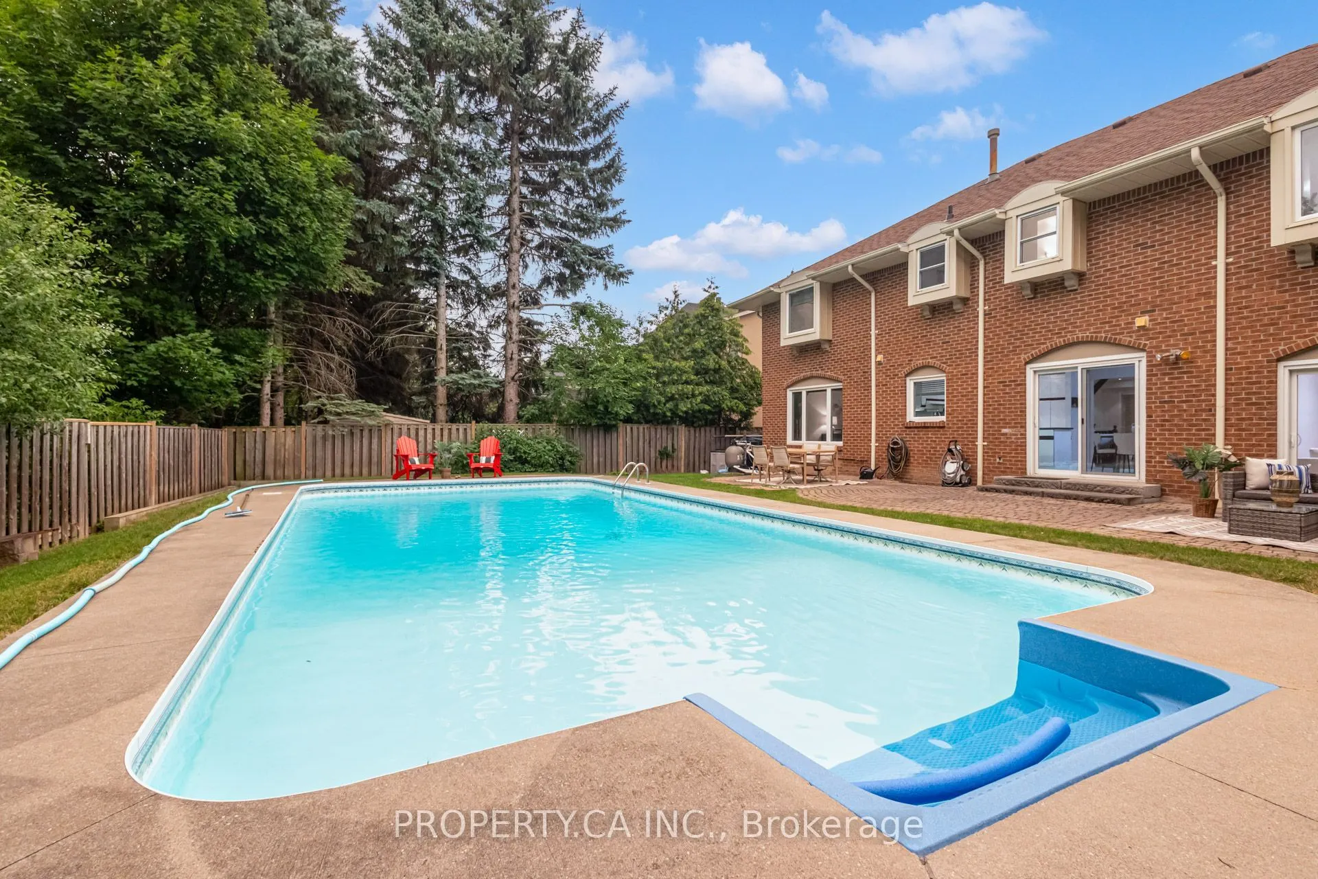 143 Cambridge Crescent