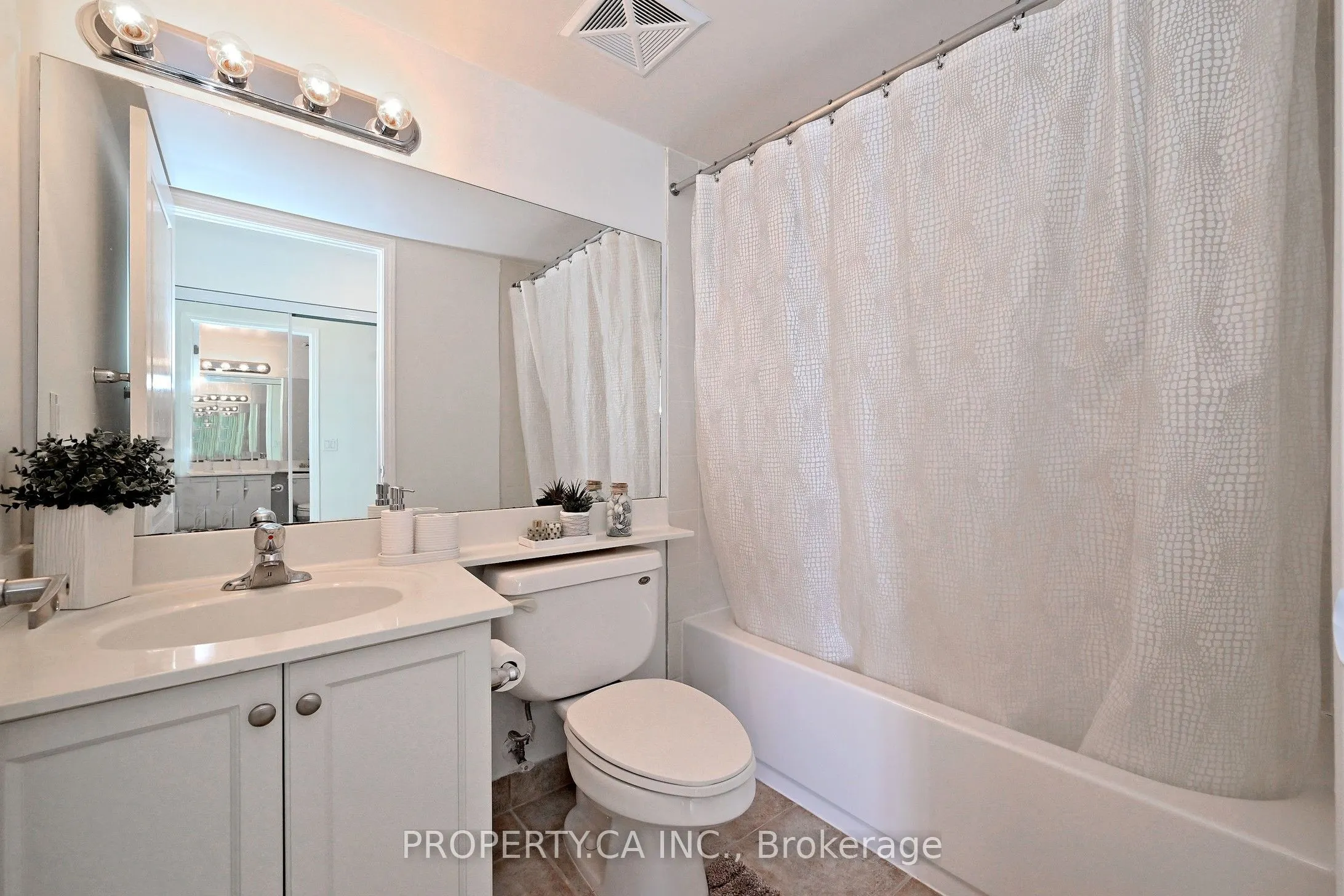 310 Red Maple Road #1013