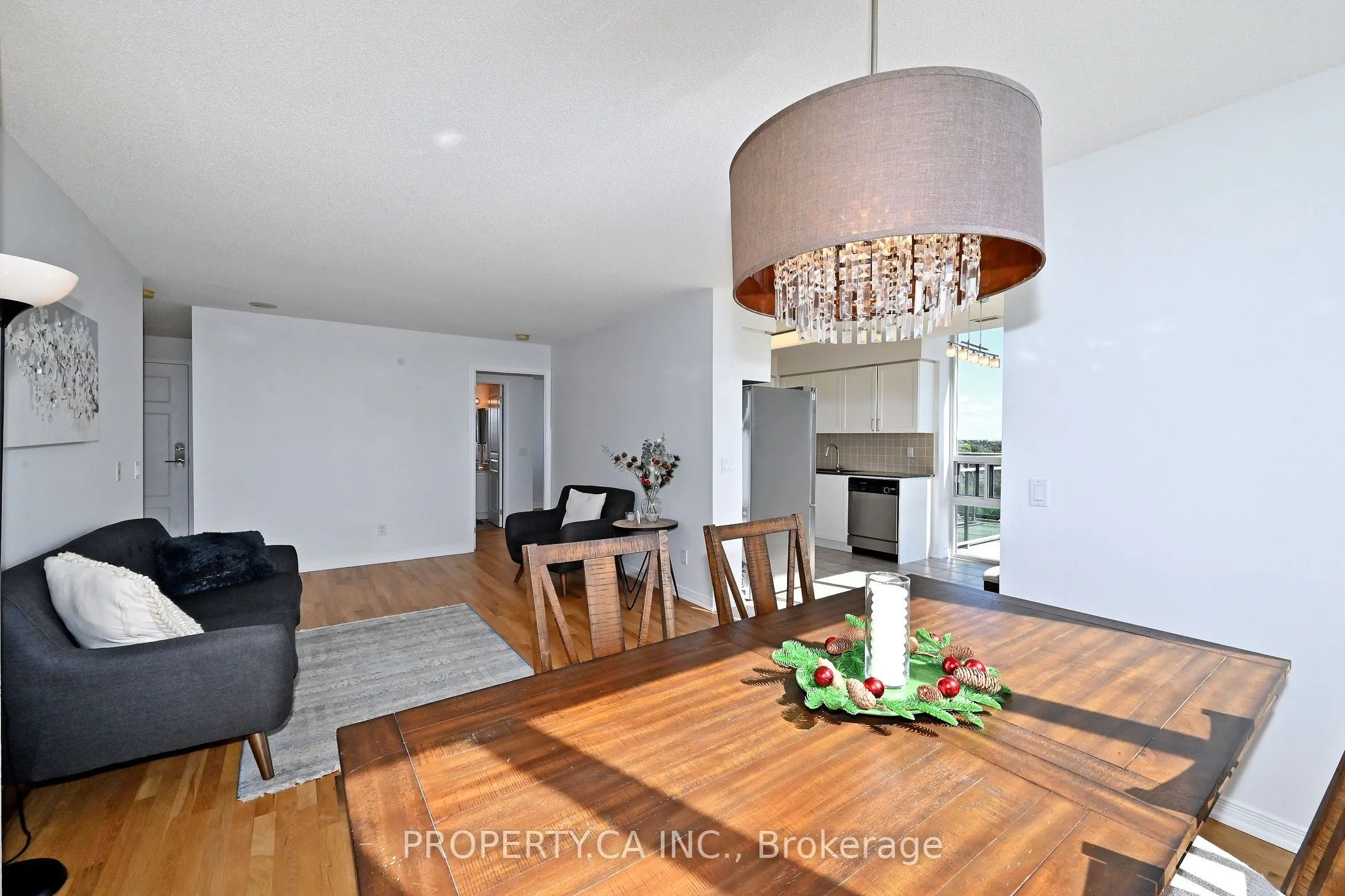 310 Red Maple Road #1013
