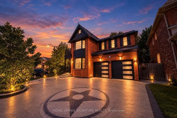 81 Bulmer Crescent