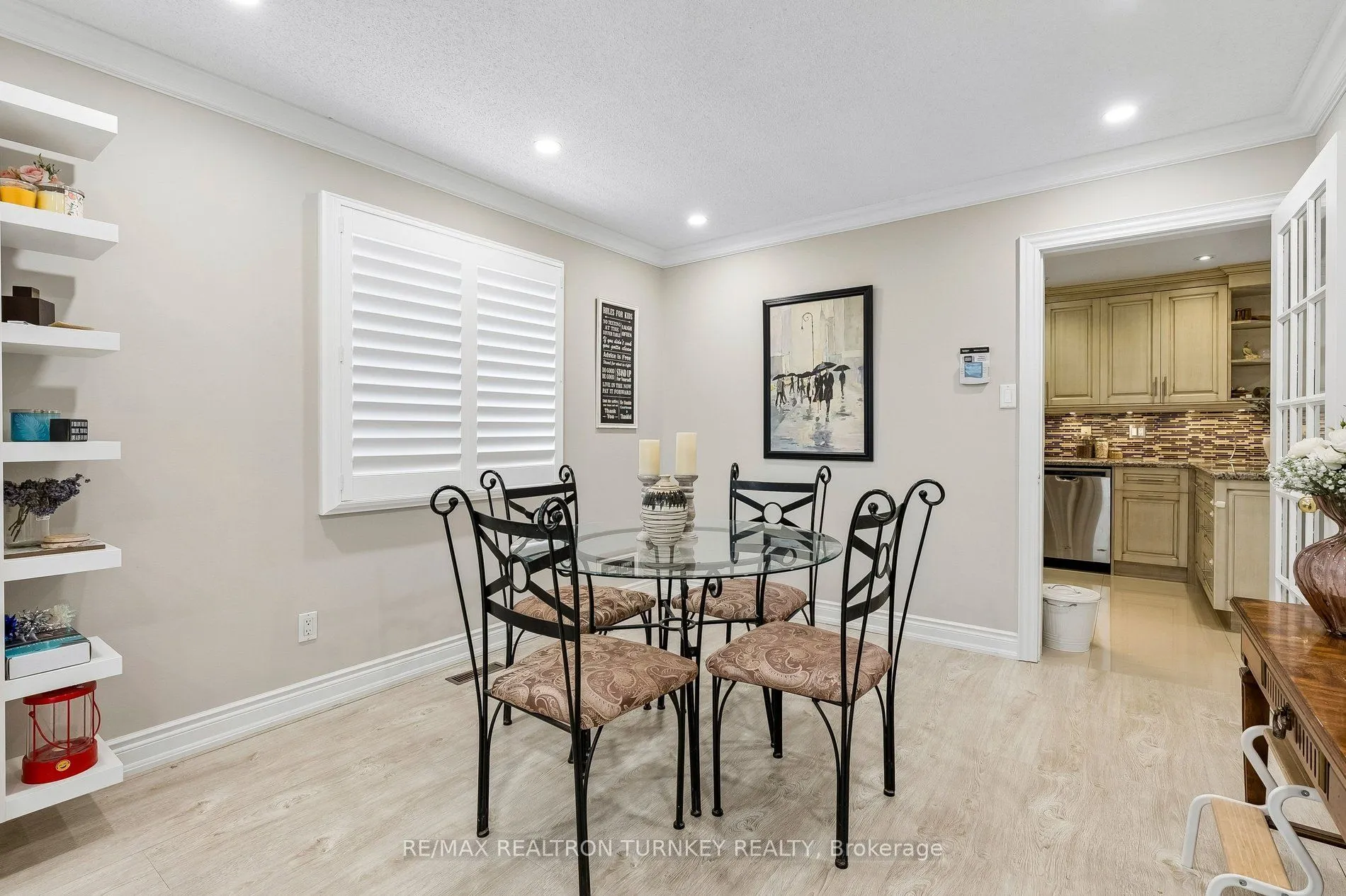 263 Chambers Crescent
