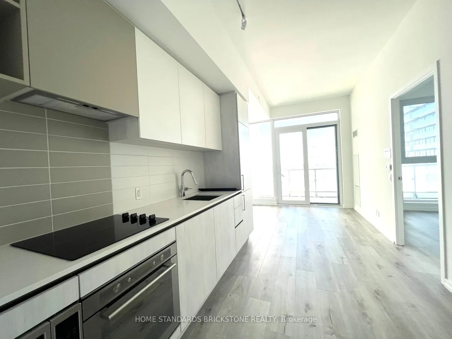 1000 Portage Parkway #1706