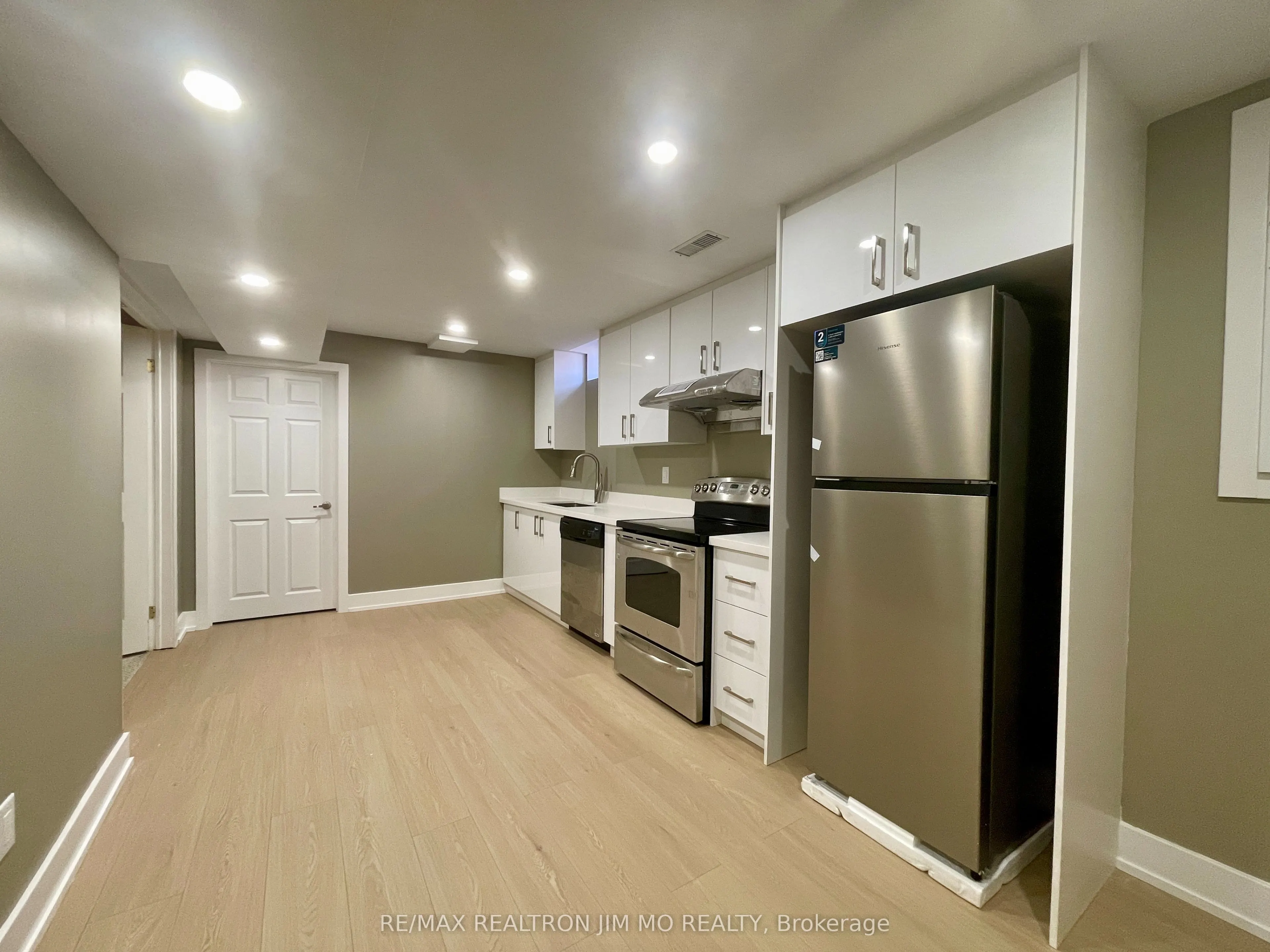 824 College Manor Drive #Lower