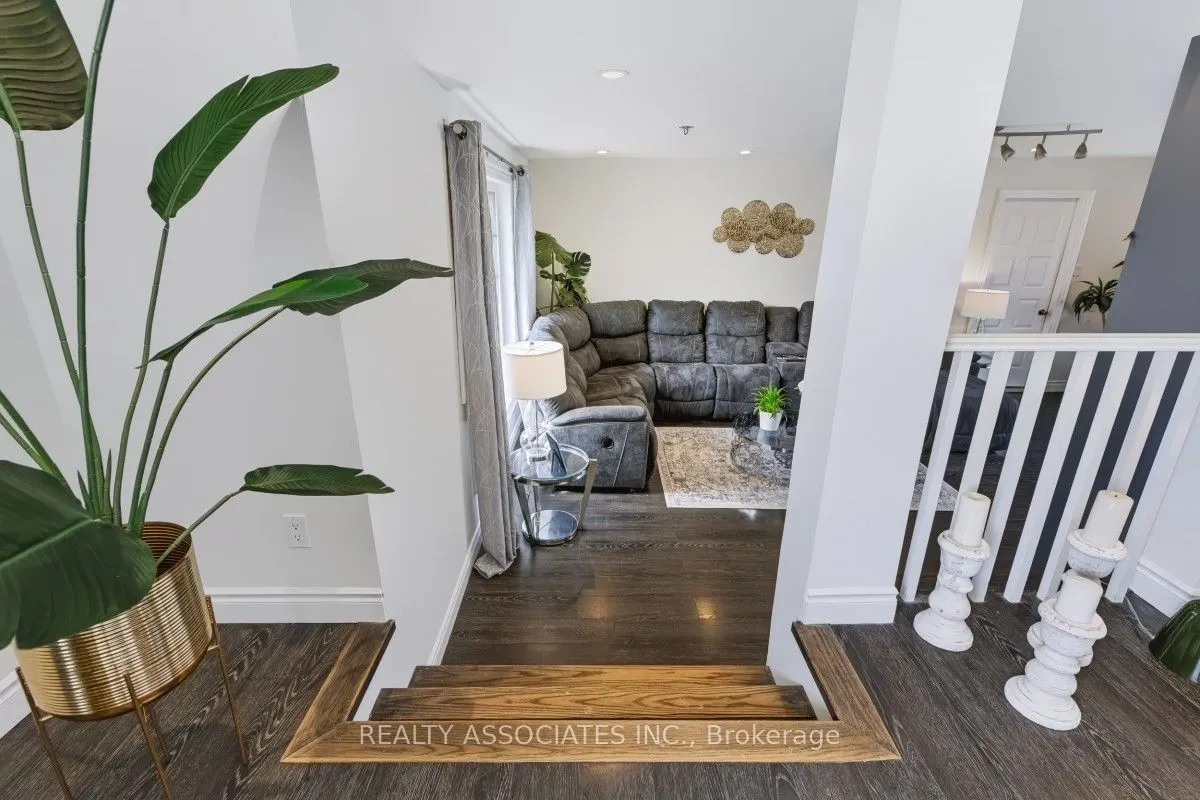 174 Bayview Avenue