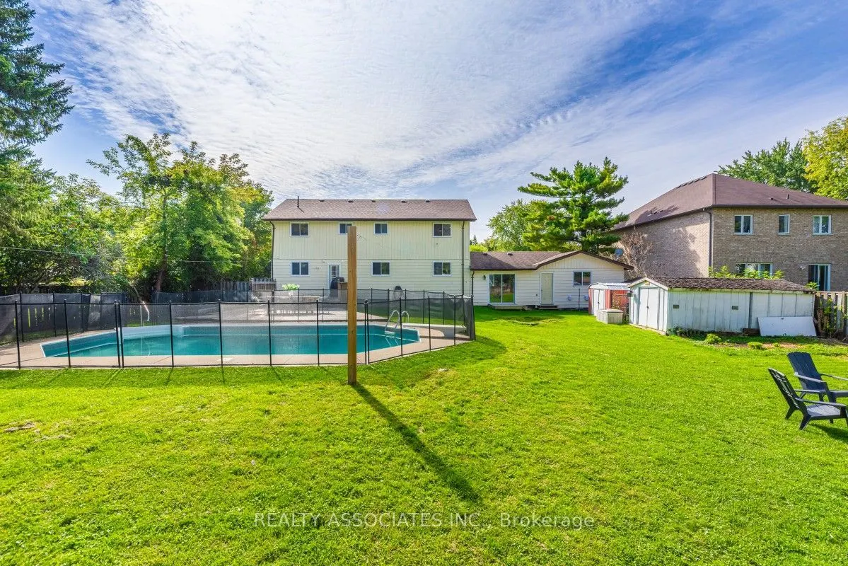 174 Bayview Avenue
