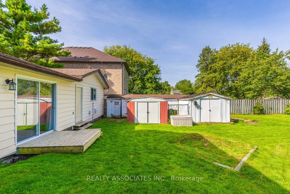174 Bayview Avenue