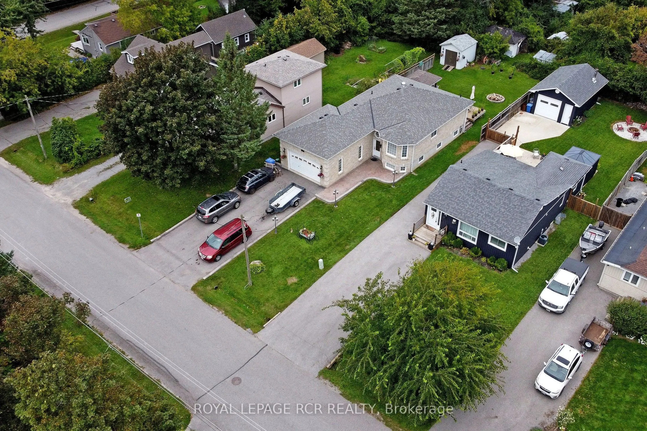 779 Sheppard Avenue