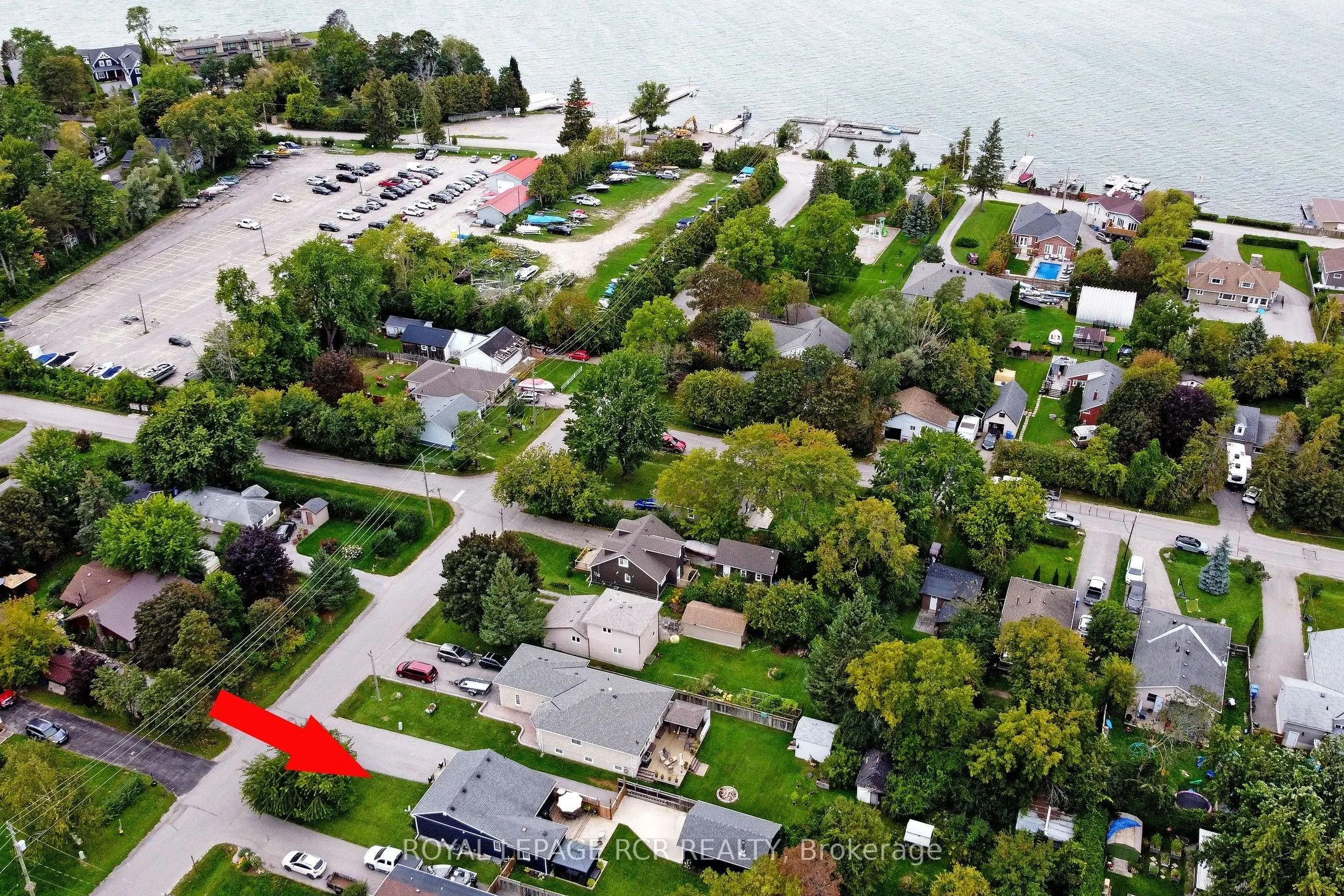 779 Sheppard Avenue
