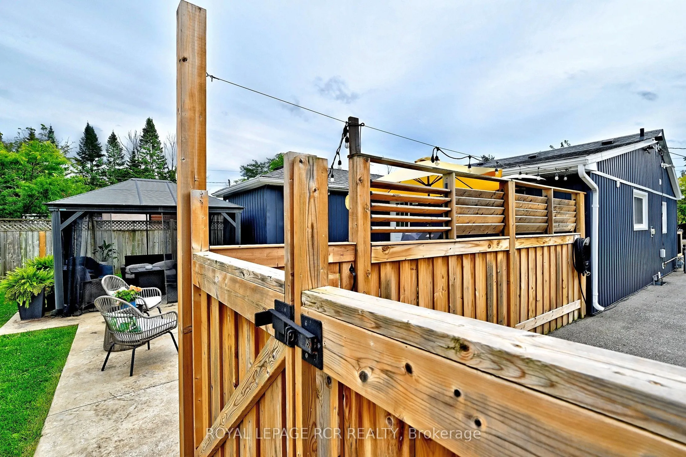 779 Sheppard Avenue