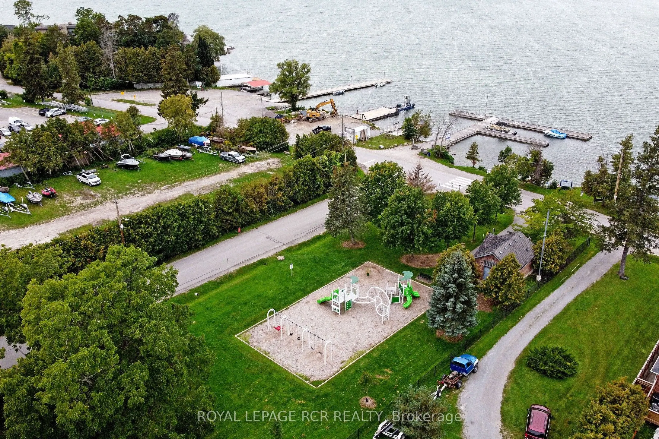 779 Sheppard Avenue