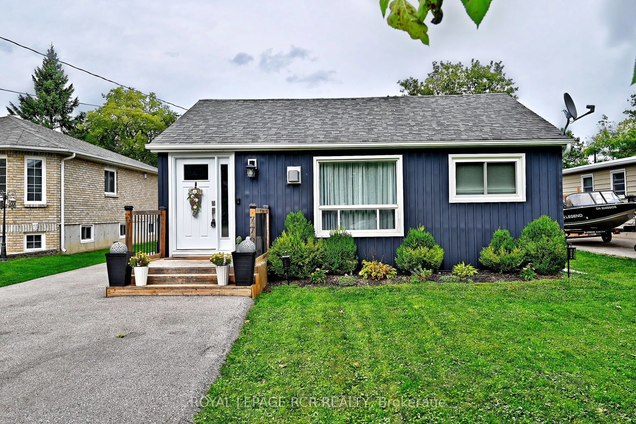 779 Sheppard Avenue