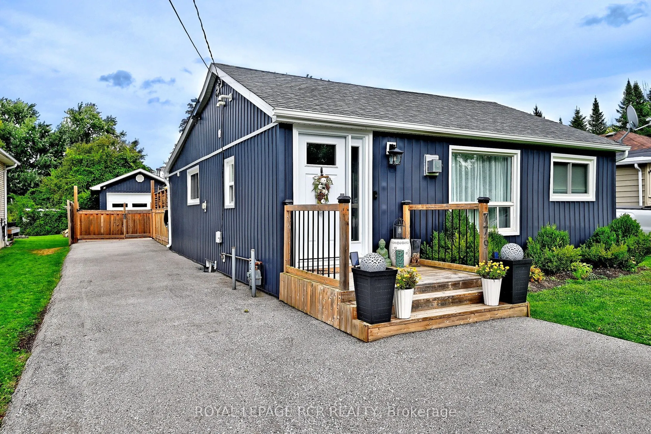 779 Sheppard Avenue