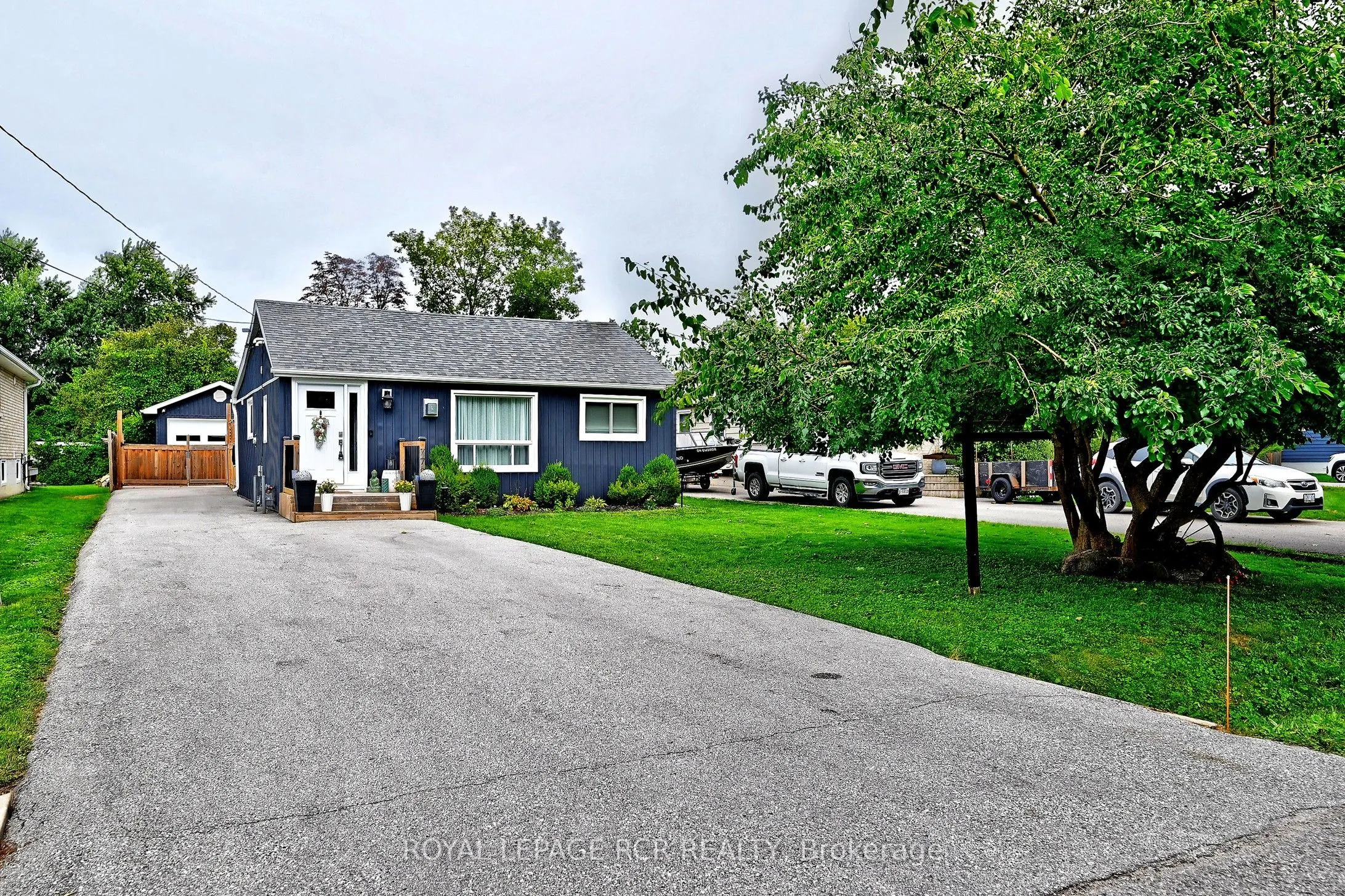 779 Sheppard Avenue
