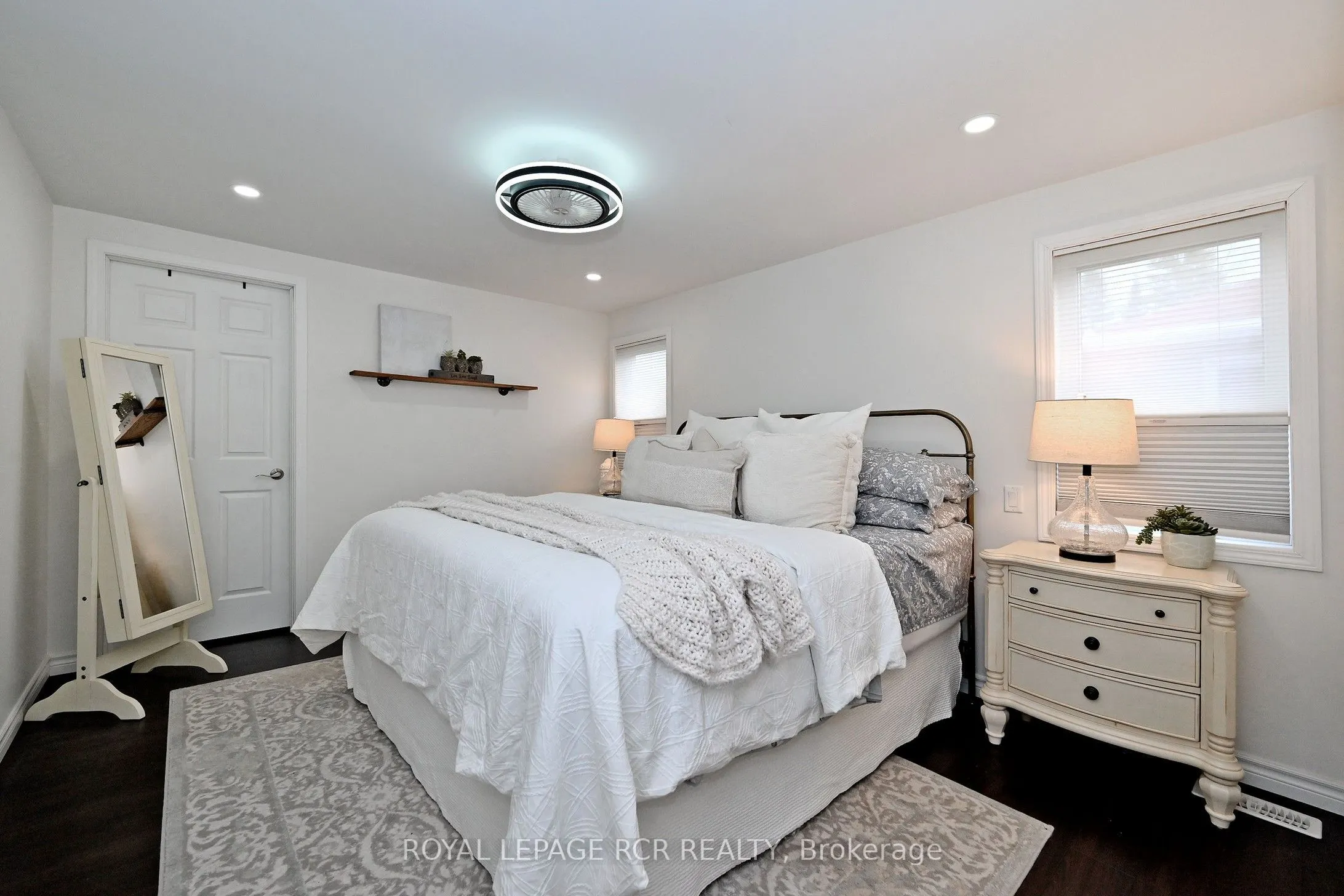 779 Sheppard Avenue