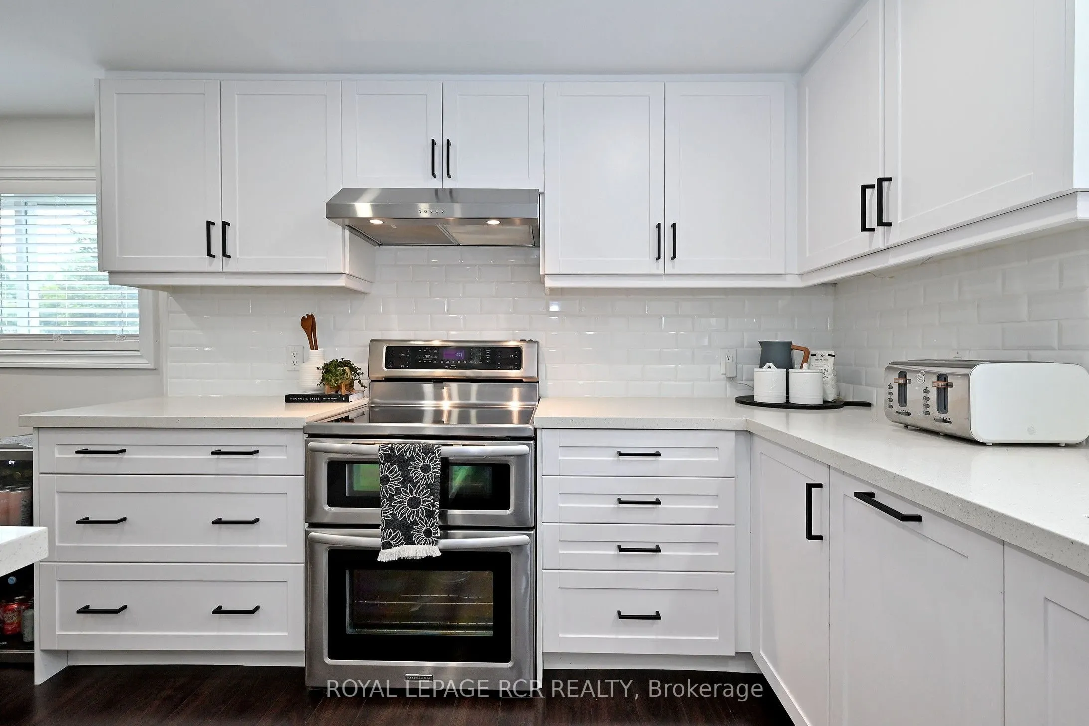 779 Sheppard Avenue
