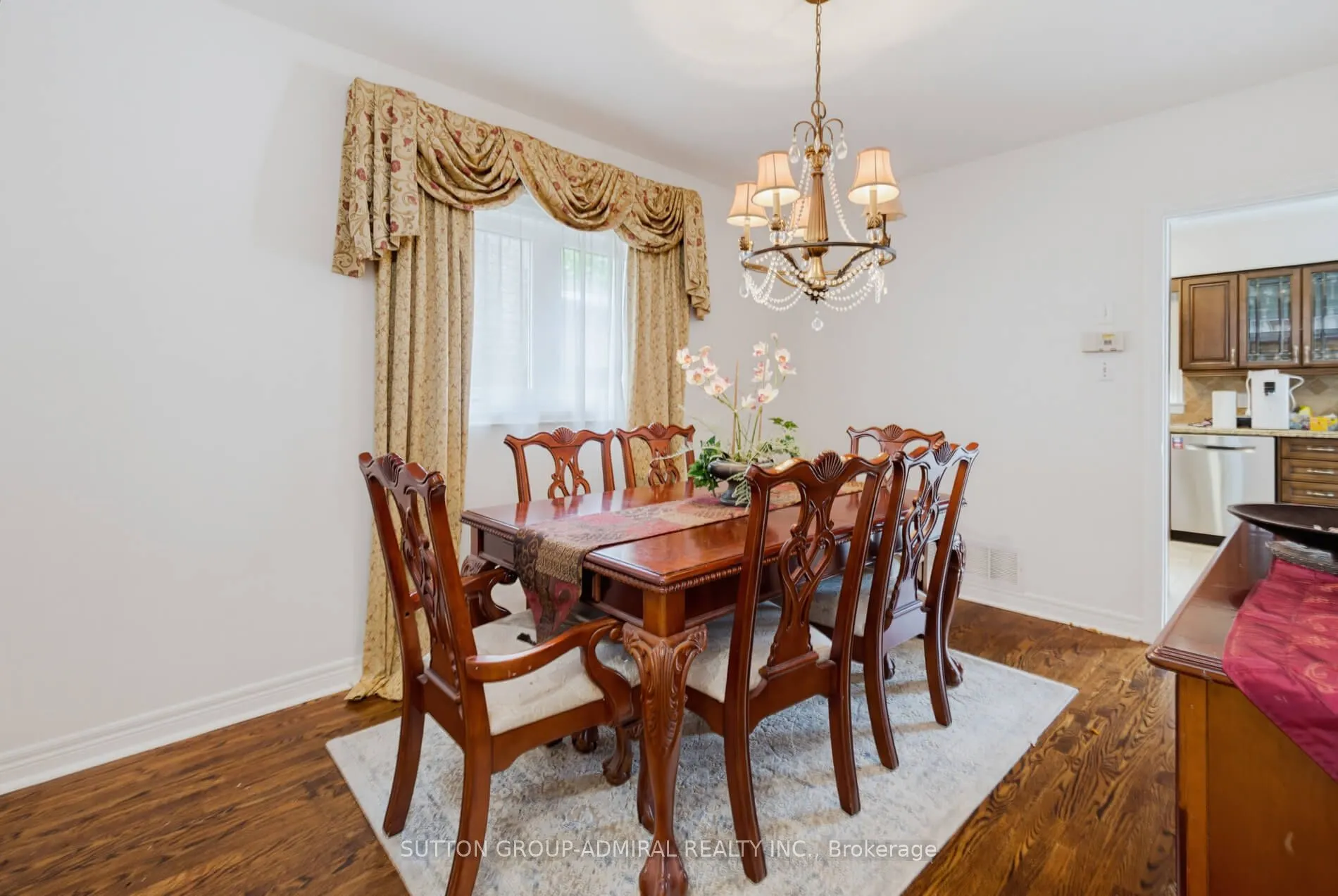 27 Pine Hollow Crescent