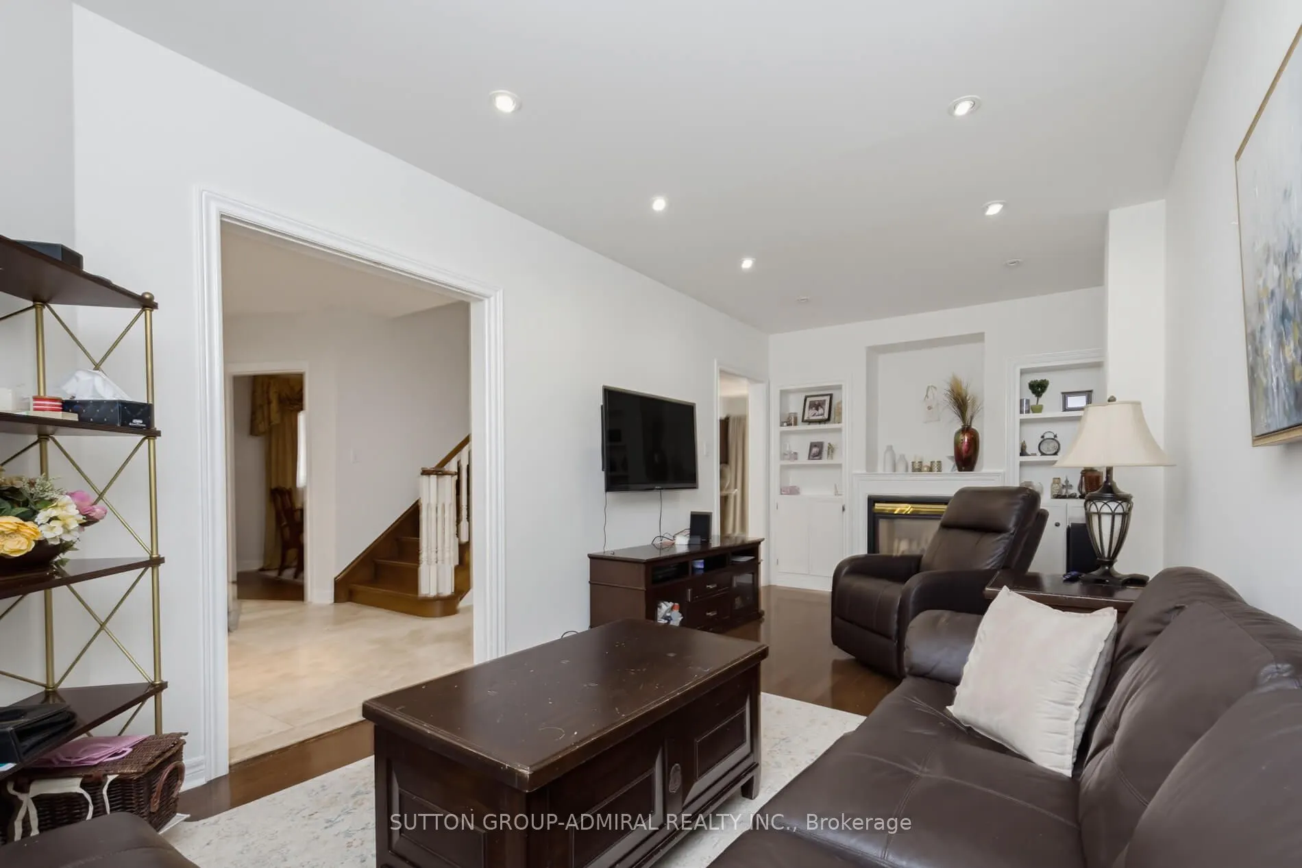 27 Pine Hollow Crescent