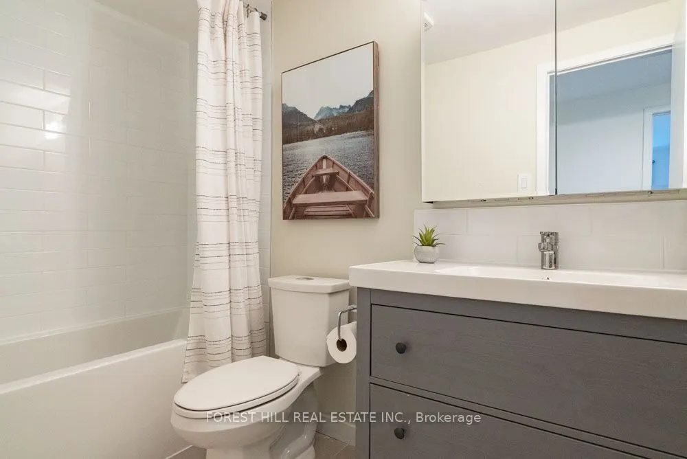 6 Snowshoe Crescent