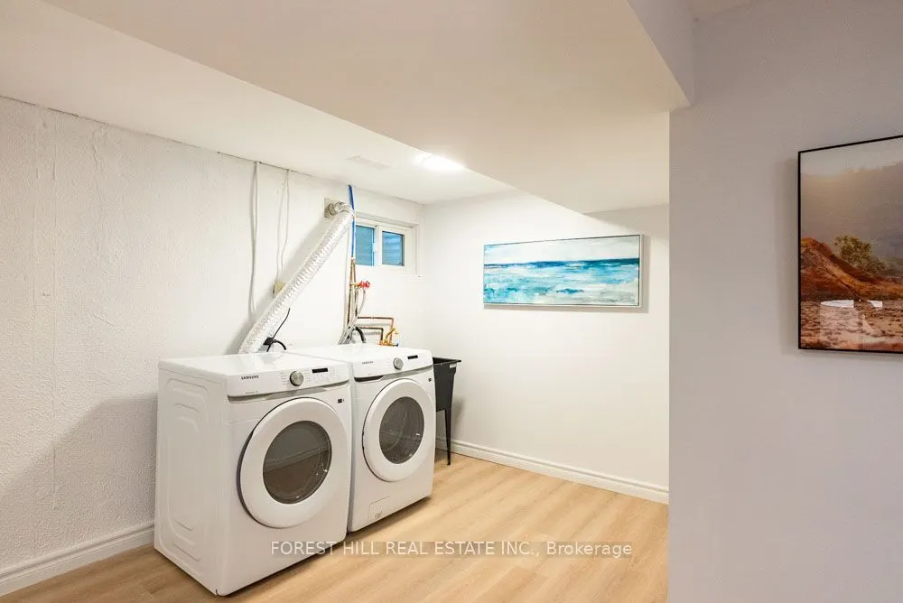 6 Snowshoe Crescent