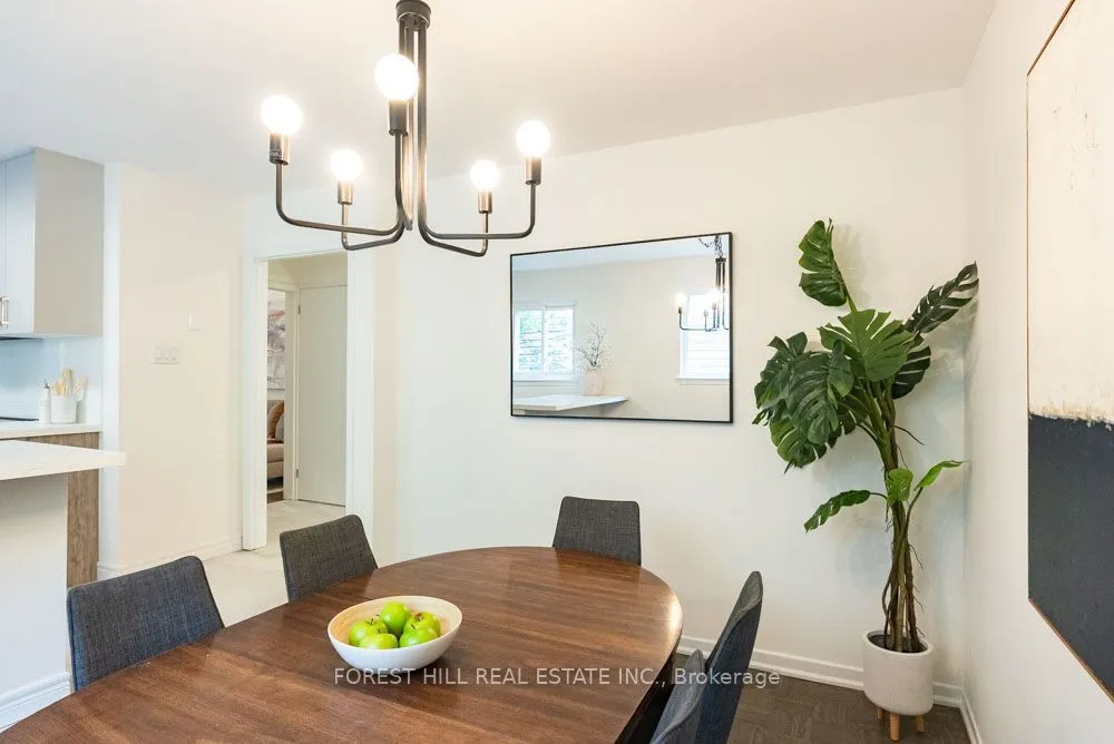 6 Snowshoe Crescent