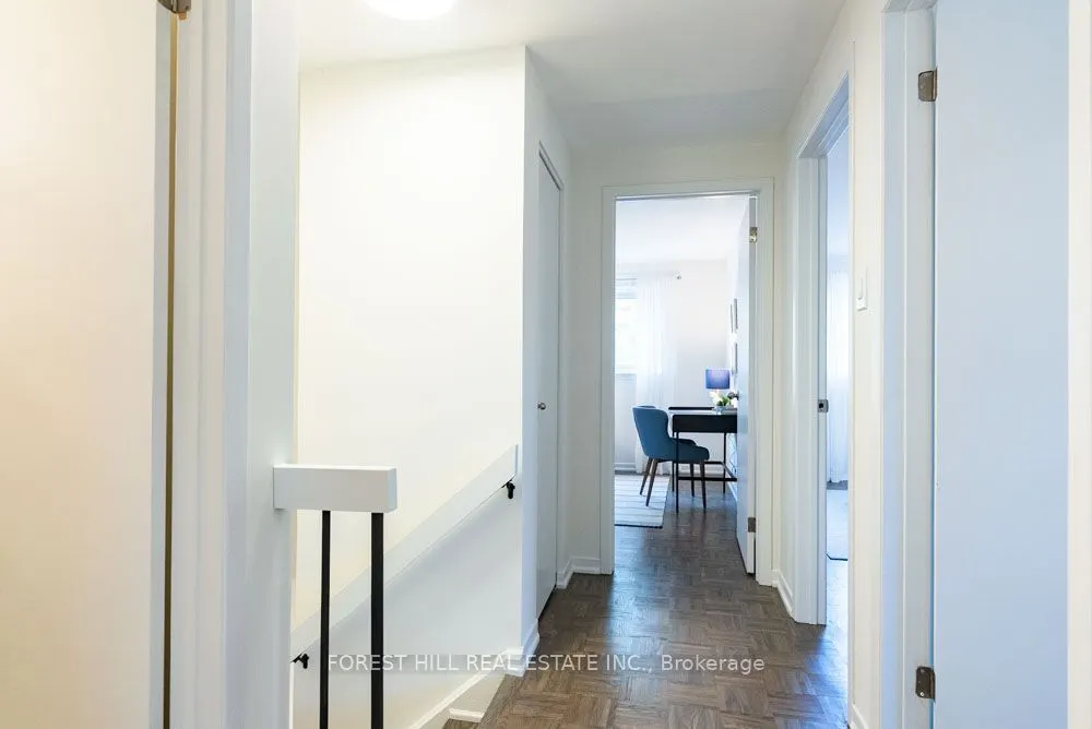 6 Snowshoe Crescent