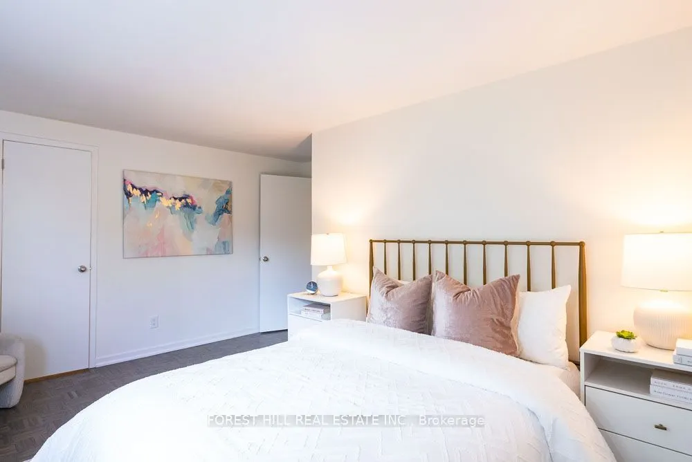 6 Snowshoe Crescent