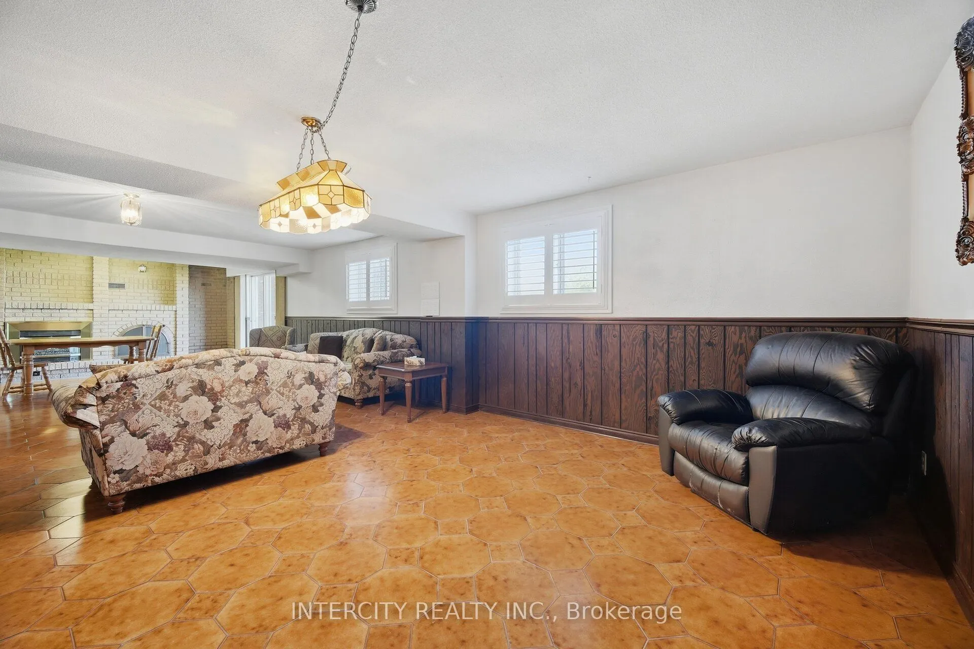 146 Jules Avenue