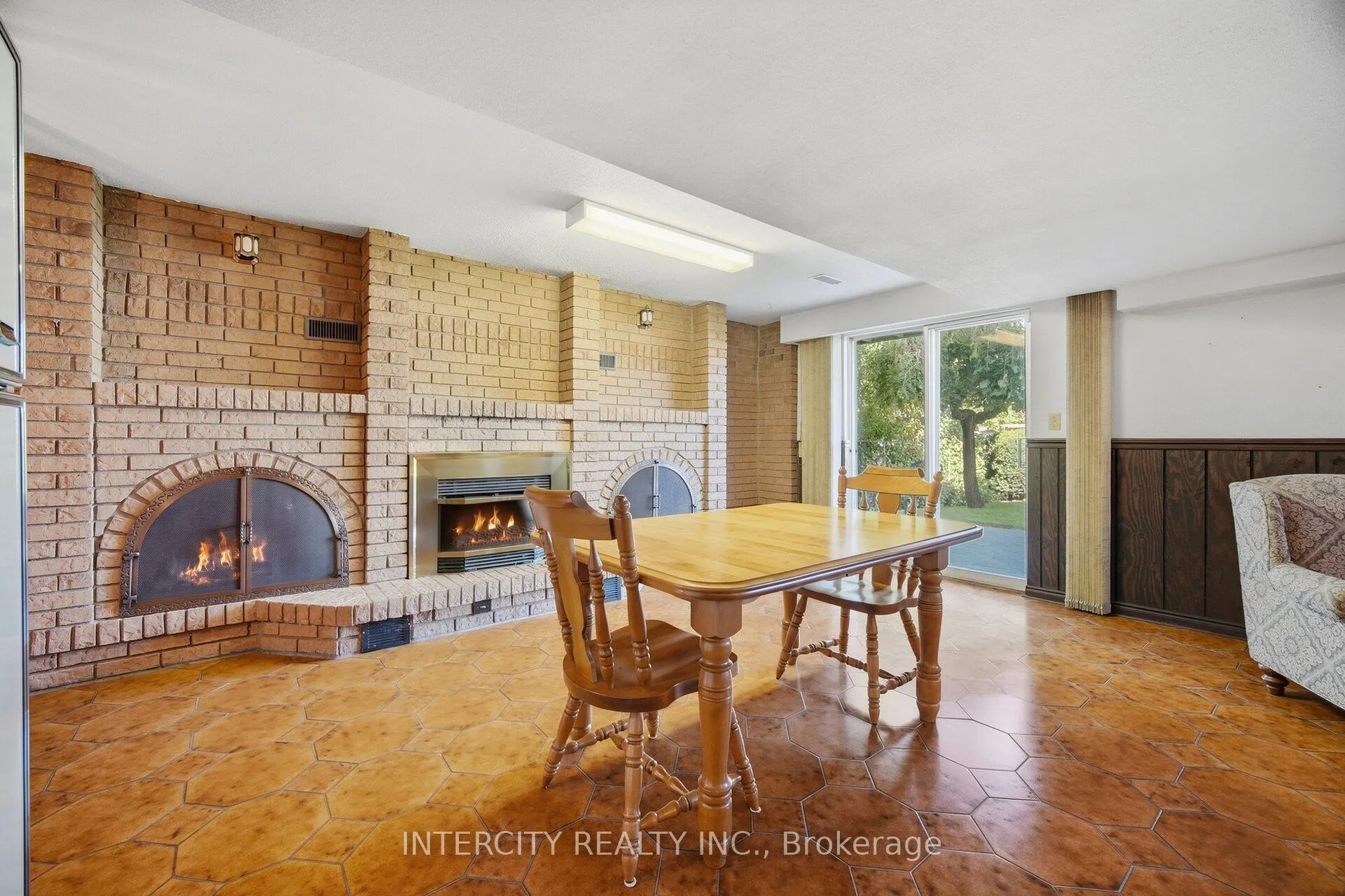 146 Jules Avenue