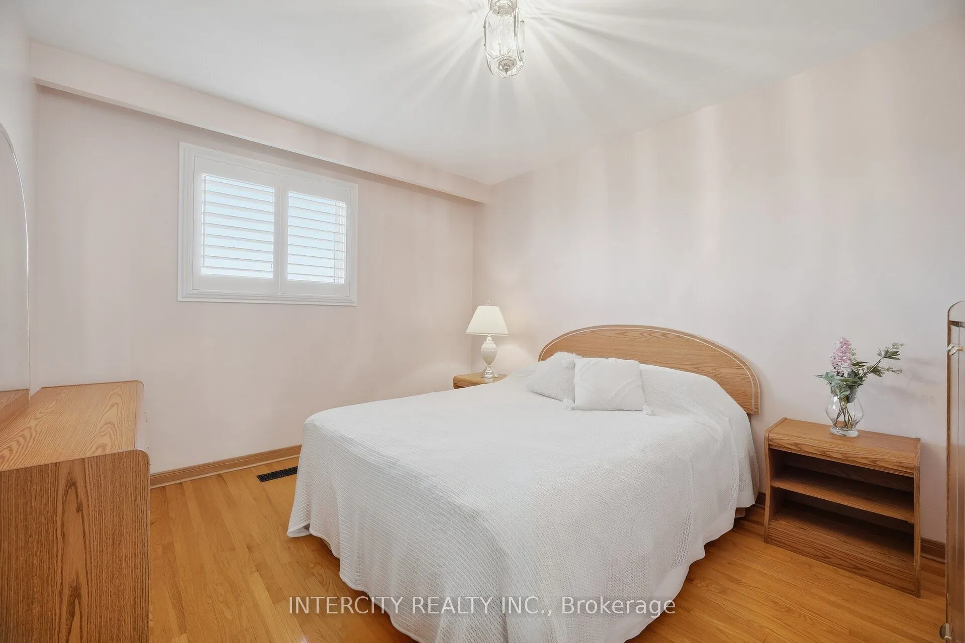 146 Jules Avenue