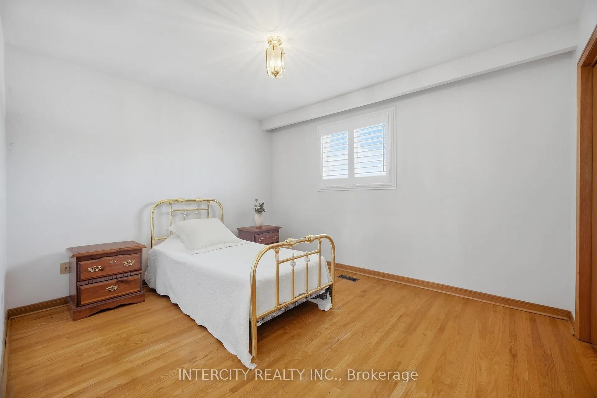 146 Jules Avenue