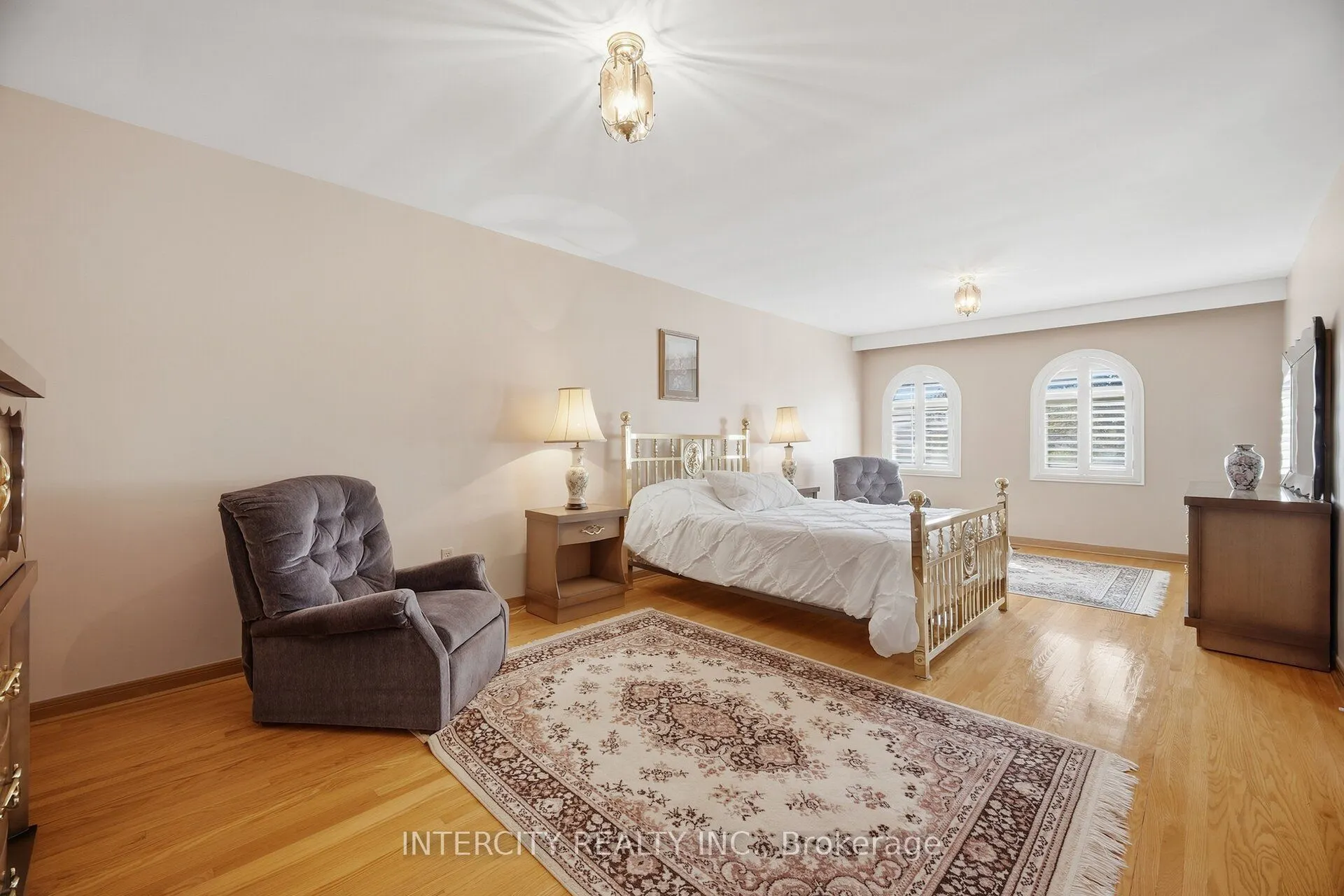 146 Jules Avenue