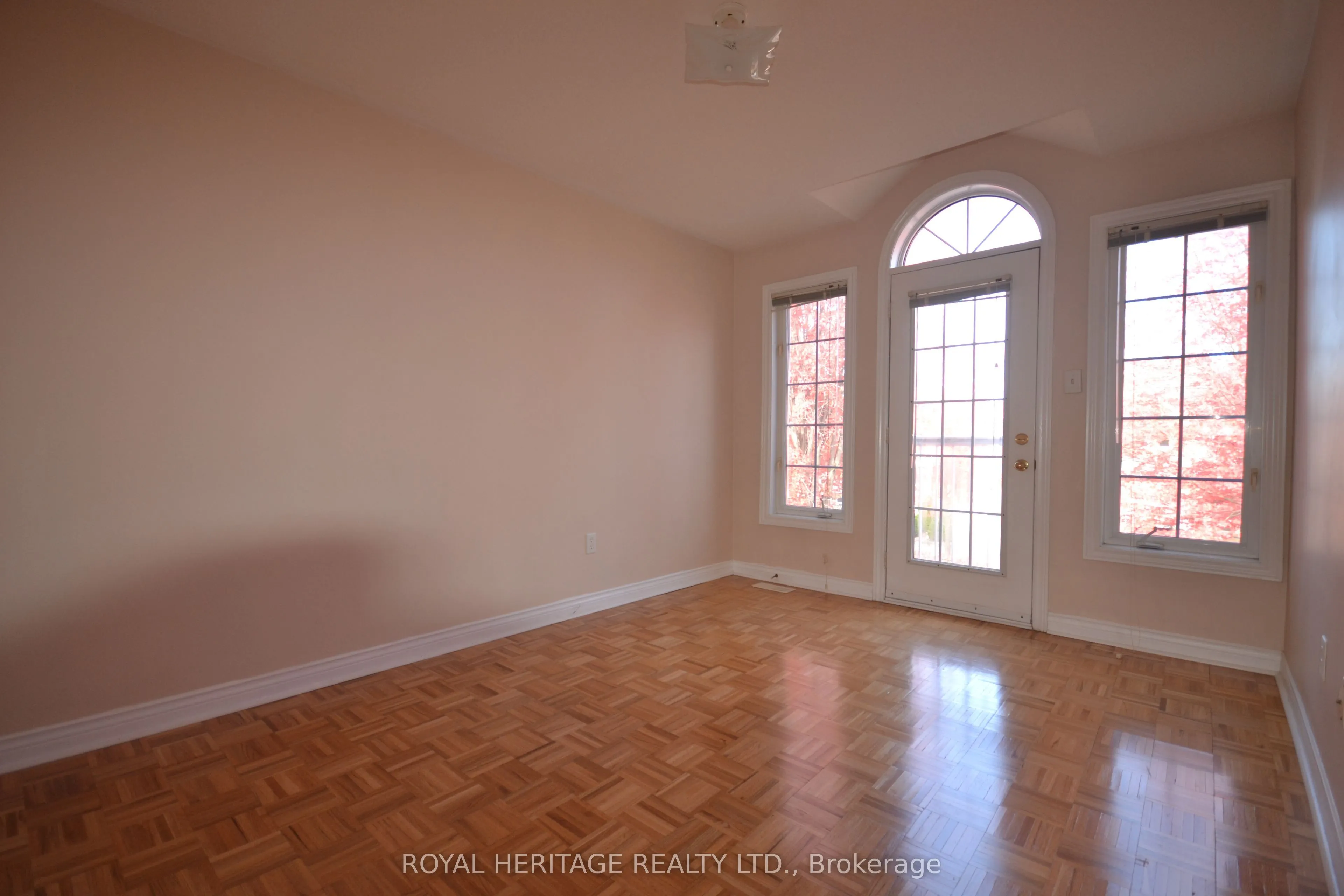 15 Boxhill Road