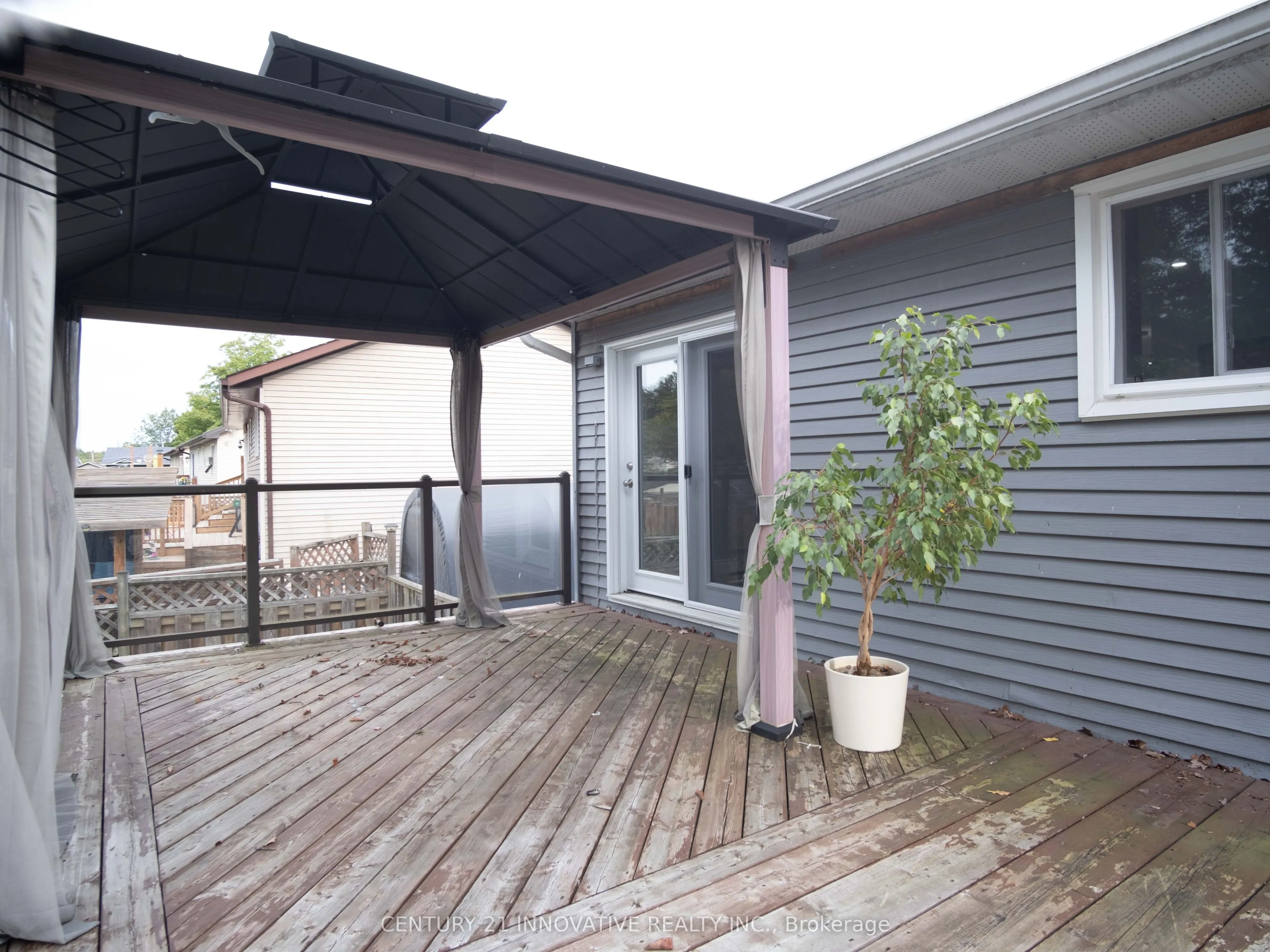 7 Pridham Crescent