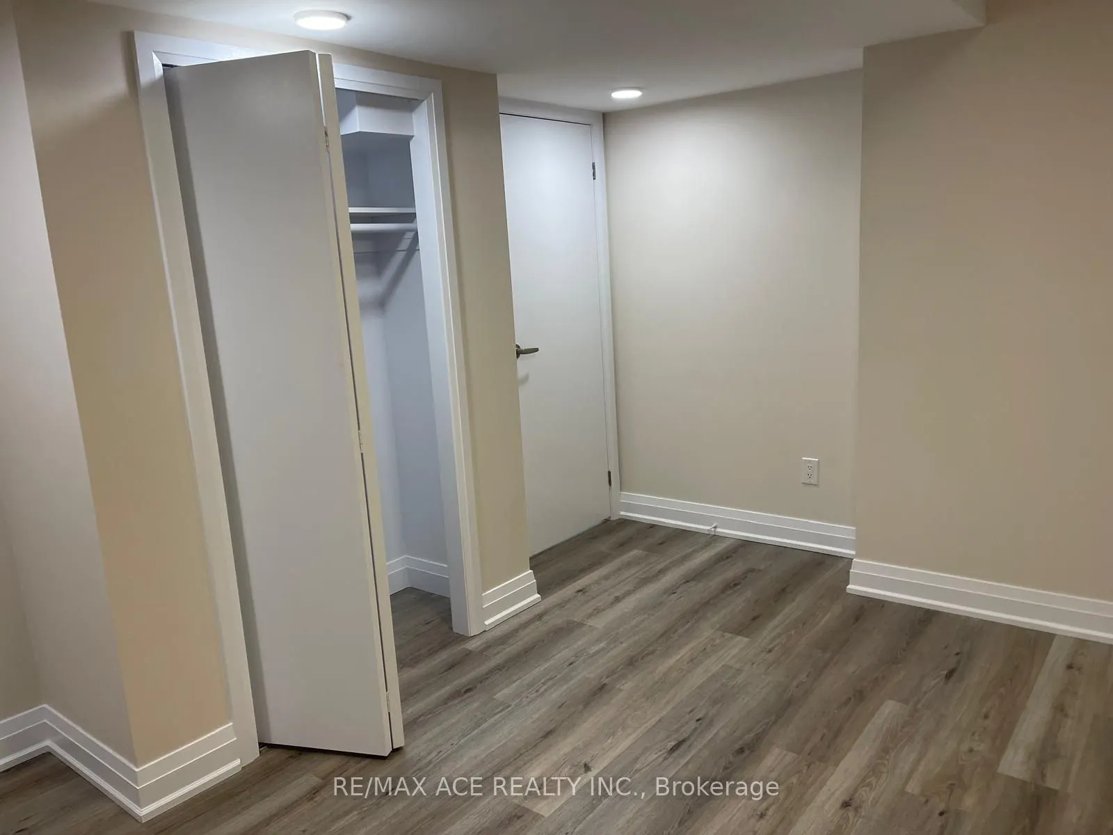 668 Via Campanile Avenue #Bsmt
