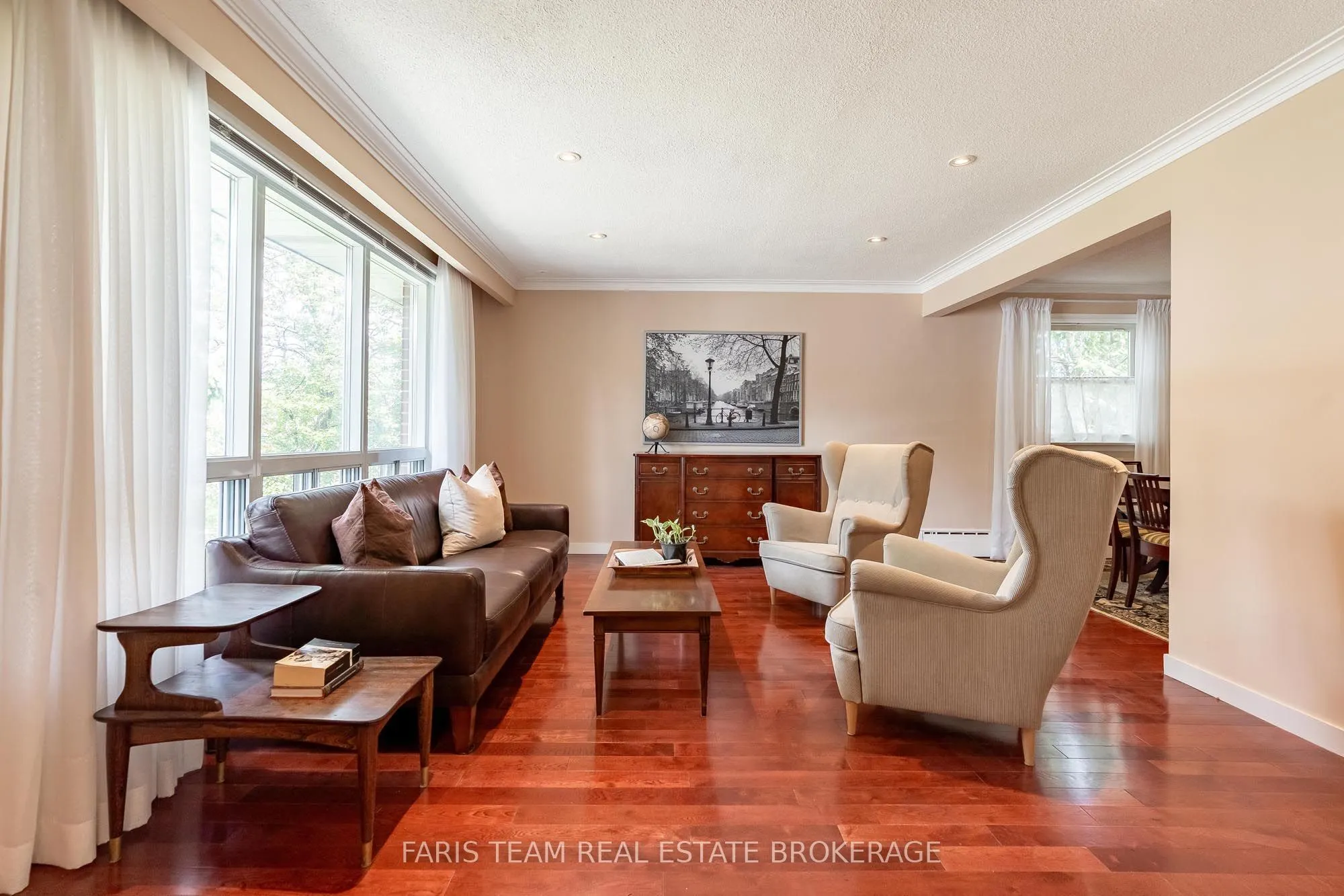 90 Bedford Park Avenue