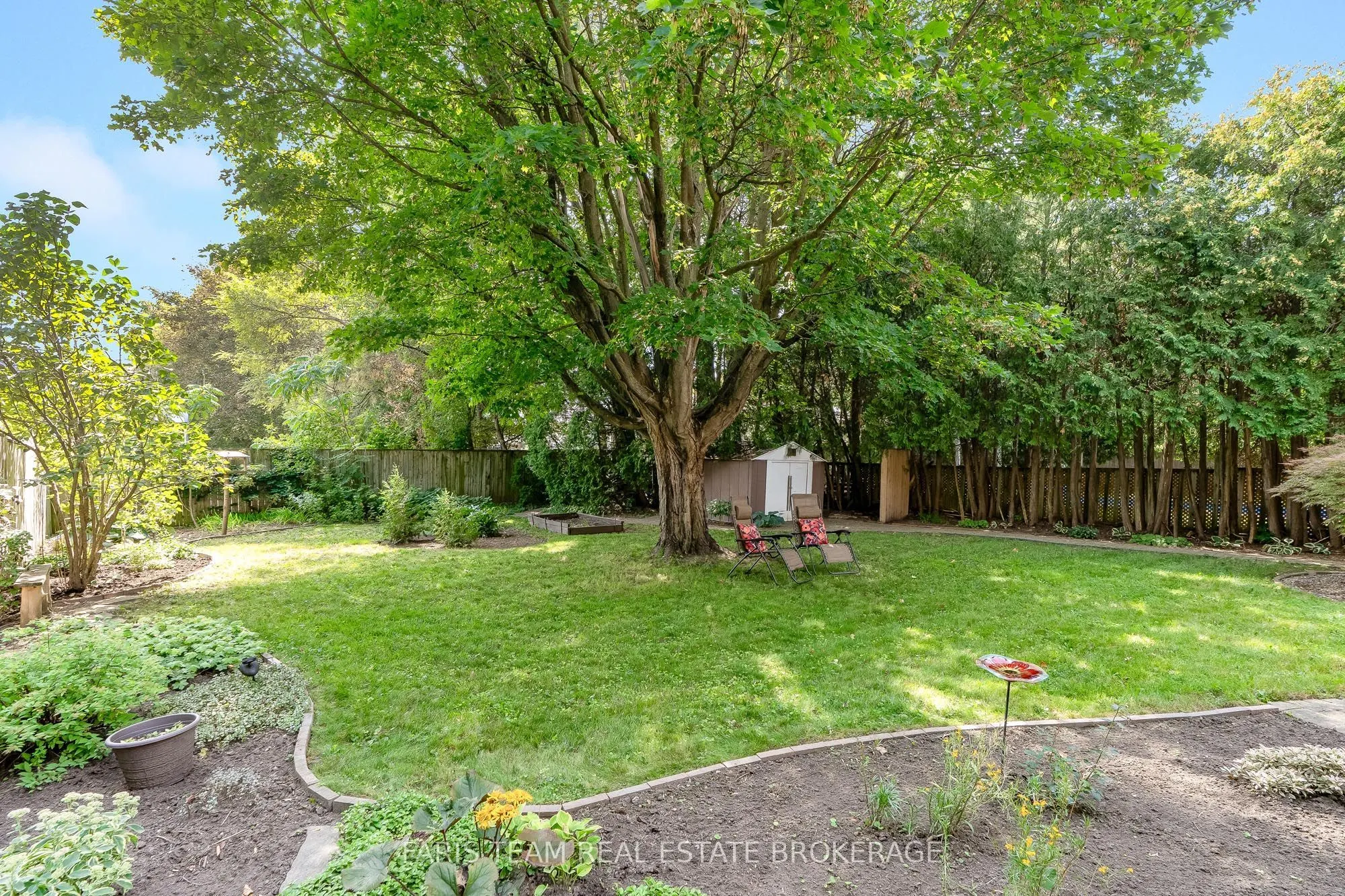 90 Bedford Park Avenue