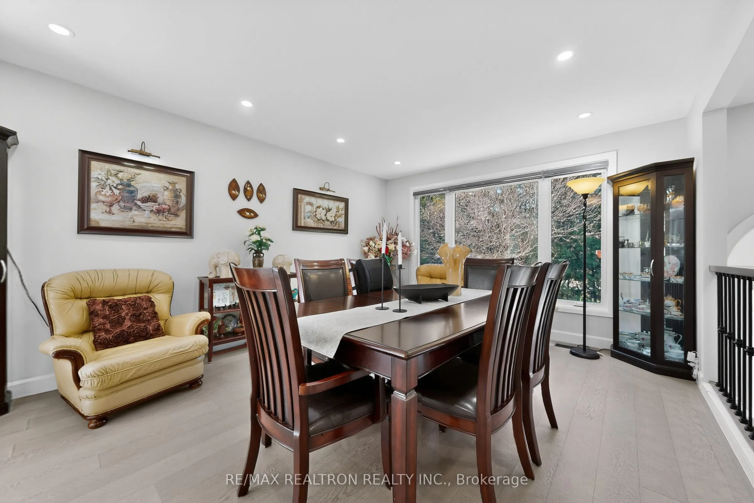3 Earls Court