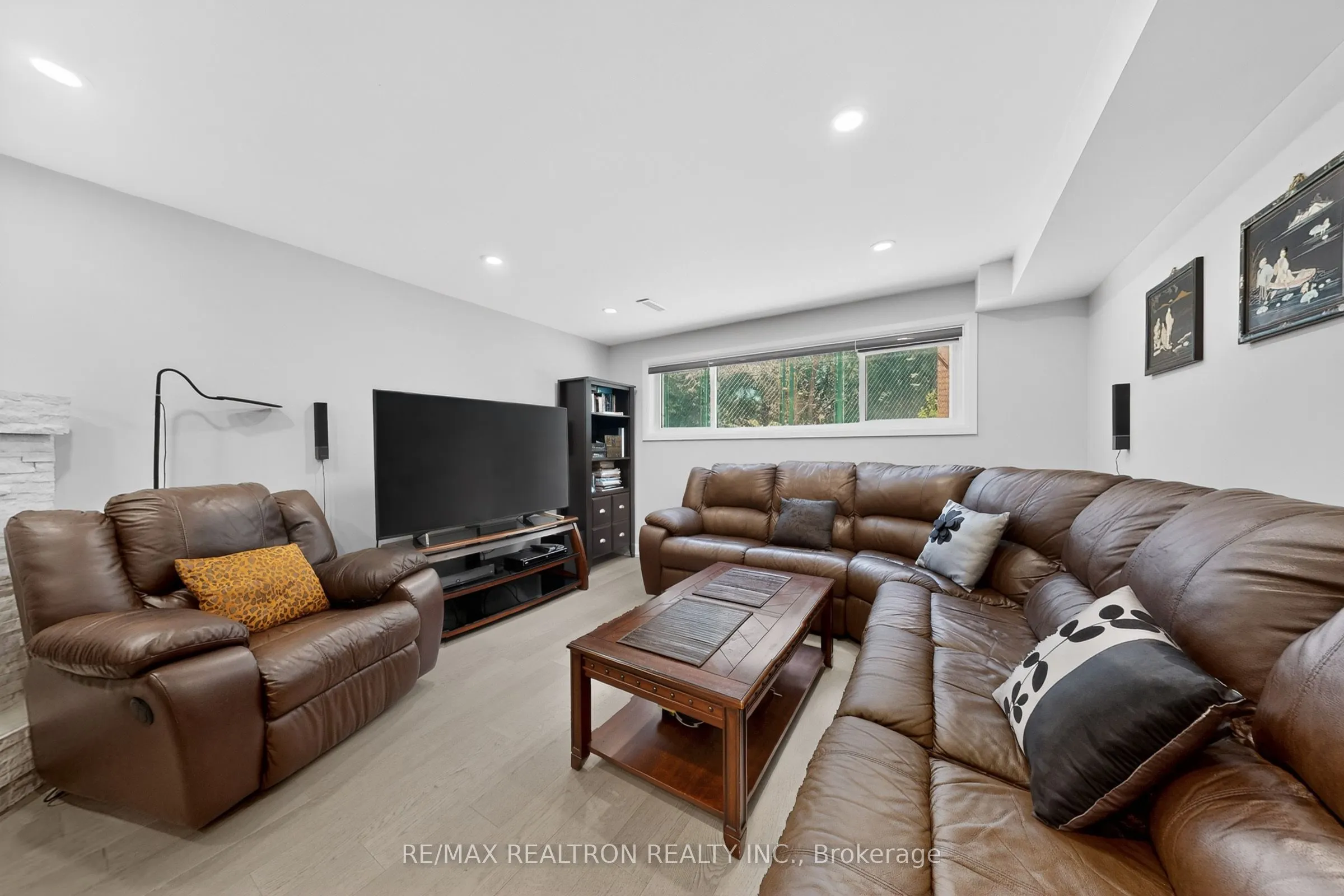 3 Earls Court